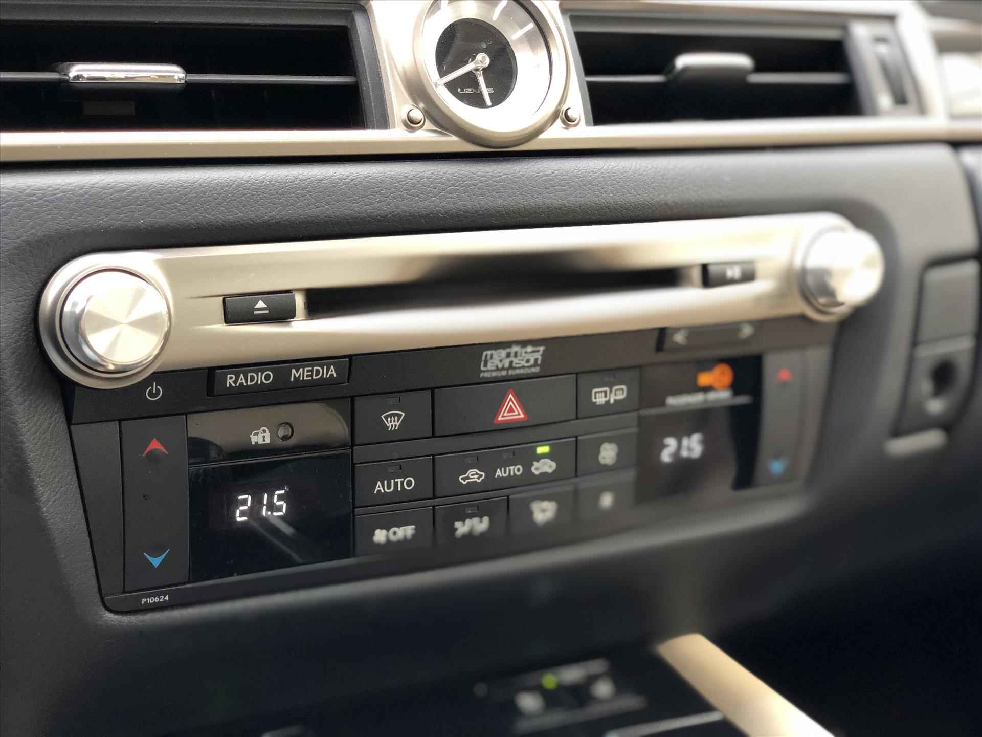 Lexus GS 300h 223PK Luxury Line | Schuifdak, Mark Levinson, Stoelventilatie, Leer, Geheugenfunctie, Navigatie, Dodehoekherkenning, Perfecte staat! - 35/41