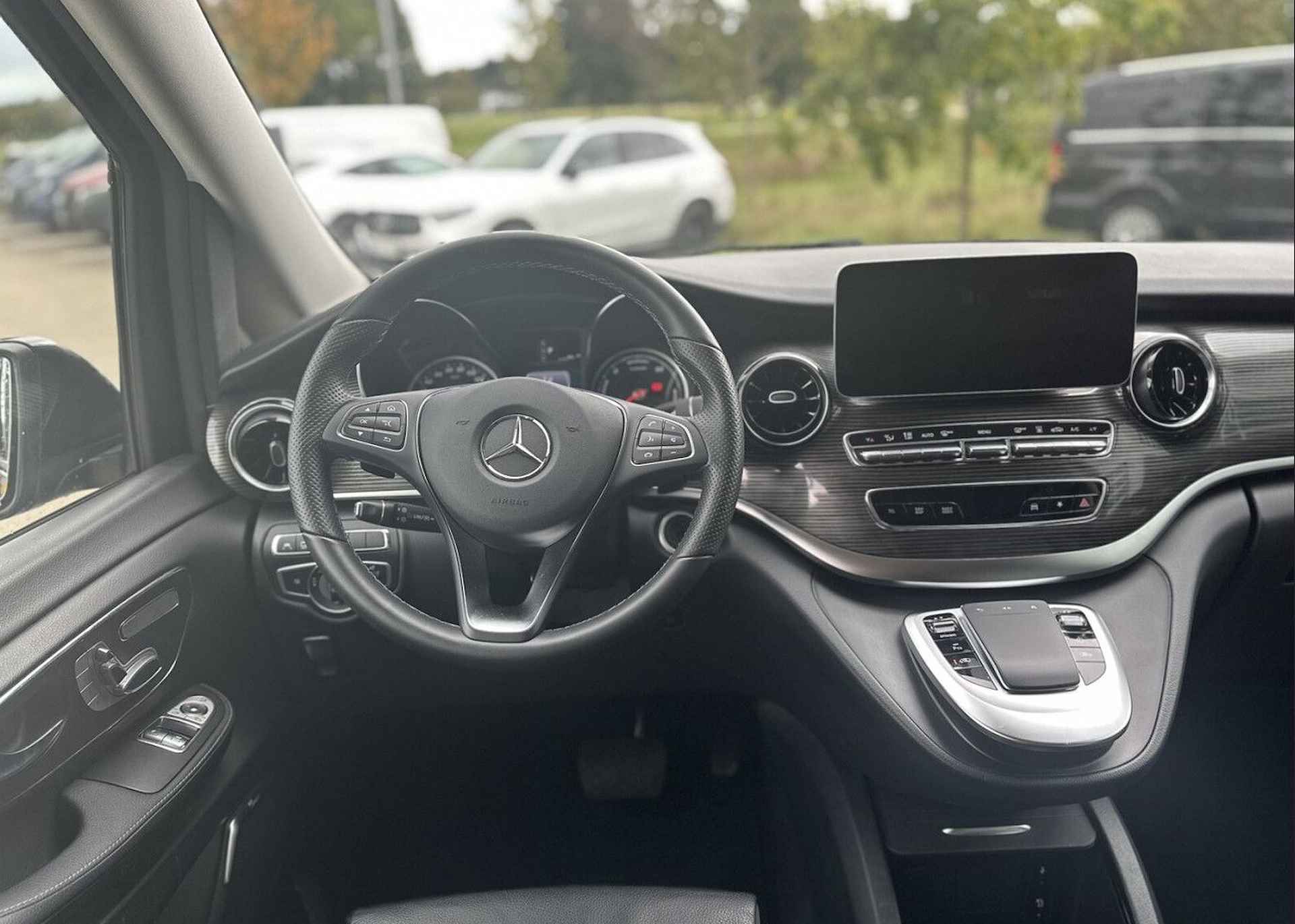 Mercedes-Benz EQV 300 L2 Avantgarde 90 kWh 8-Zitter 47.900 EX BTW Airmatic Leder LED Burmester 360 Camera - 10/14