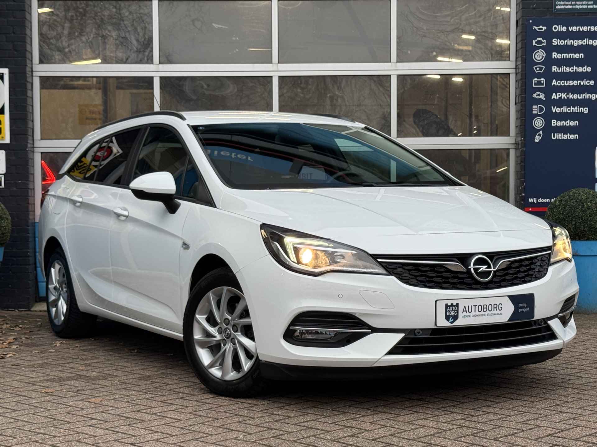 Opel Astra Sports Tourer 1.2 Edition Prijs Inclusief Onderhoud & 12 Maand BOVAG Garantie | Achteruitrijcamera | Climate Control | - 40/51