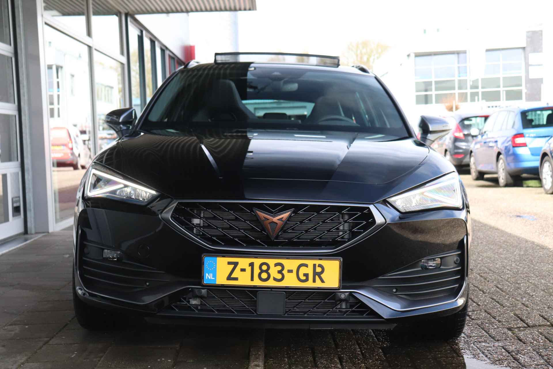 CUPRA Leon Sportstourer 1.4 e-Hybrid 245PK VZ Performance | NL-auto!! | Panoramadak | Adaptieve Cruise Control | Stuur- & Stoelverwarming | Elek. achterklep - 5/34