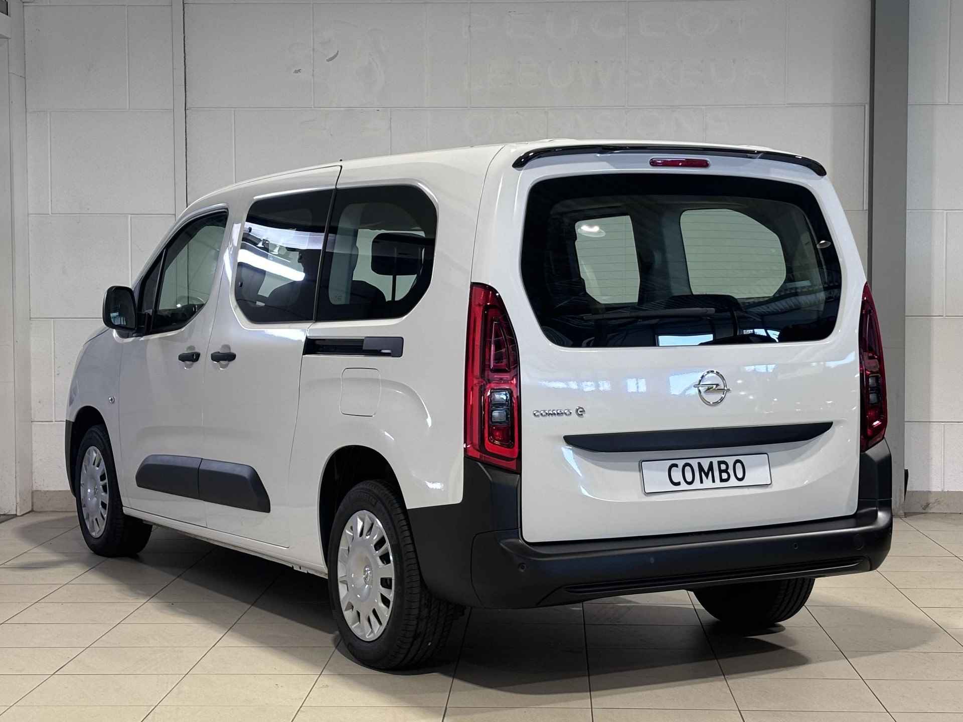 Opel Combo-e Life L2 Edition 50 kWh |+2.000 EURO SUBSIDIE| NAVI | Parkeersensoren achter | Comfortstoel | Neerklapbare passagiersstoel | Licht- en regensensor | Mistlampen | N30817 - 8/46