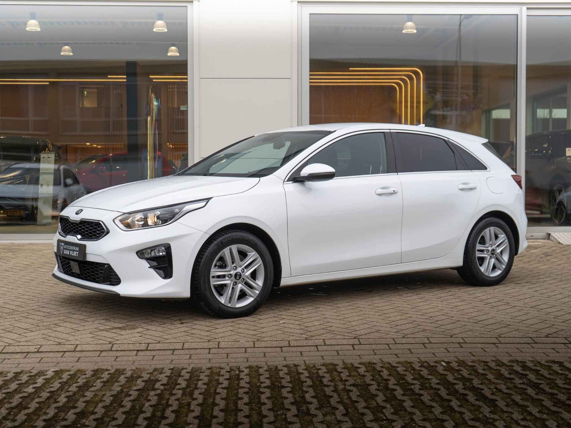 Kia Ceed 1.0 T-GDi DynamicPlusLine | Navigatie | Stoel en stuur verwarming | Trekhaak | - 28/29