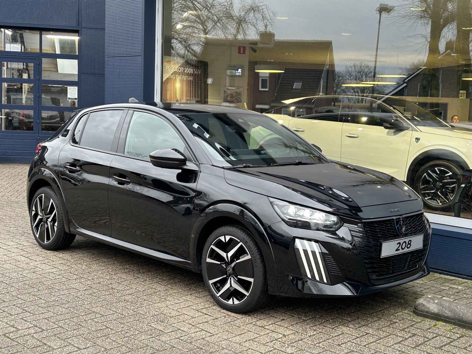 Peugeot 208 1.2 Turbo 100PK GT | Full LED | Navigatie | 17 inch Lichtmetaal | Parkeercamera | Keyless entry/Start | Apple Carplay. - 3/43