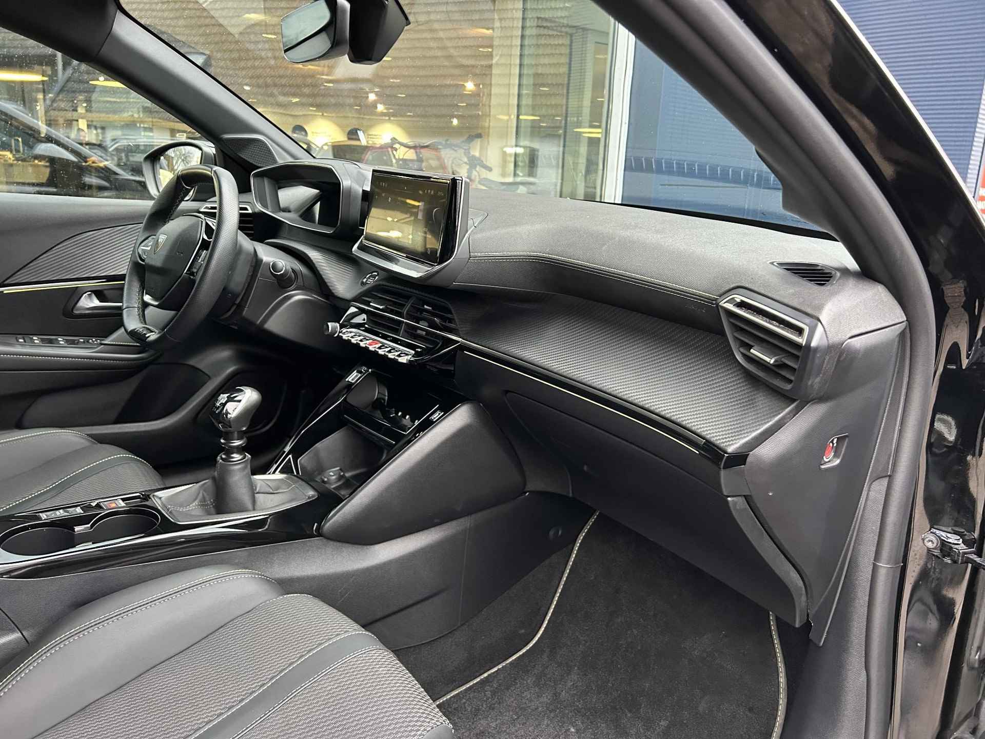 Peugeot 208 1.2 Turbo 100PK GT | Full LED | Navigatie | 17 inch Lichtmetaal | Parkeercamera | Keyless entry/Start | Apple Carplay. - 13/43