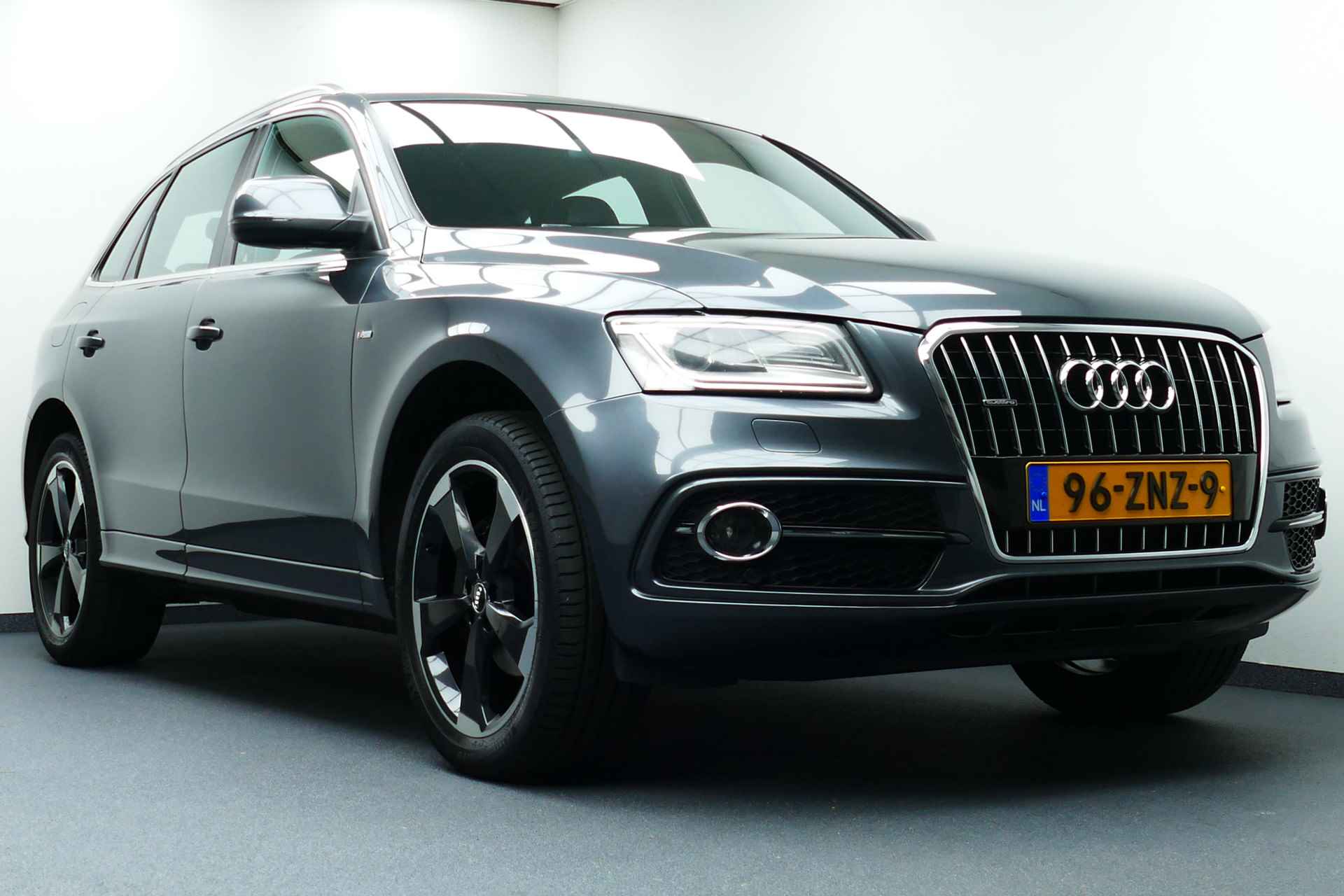 Audi Q5 2.0 225pk TFSI quattro S-Line S Edition. Leer, Navi, Xenon, Stoelverw, 20"LMV, Haak 2000kg - 2/36