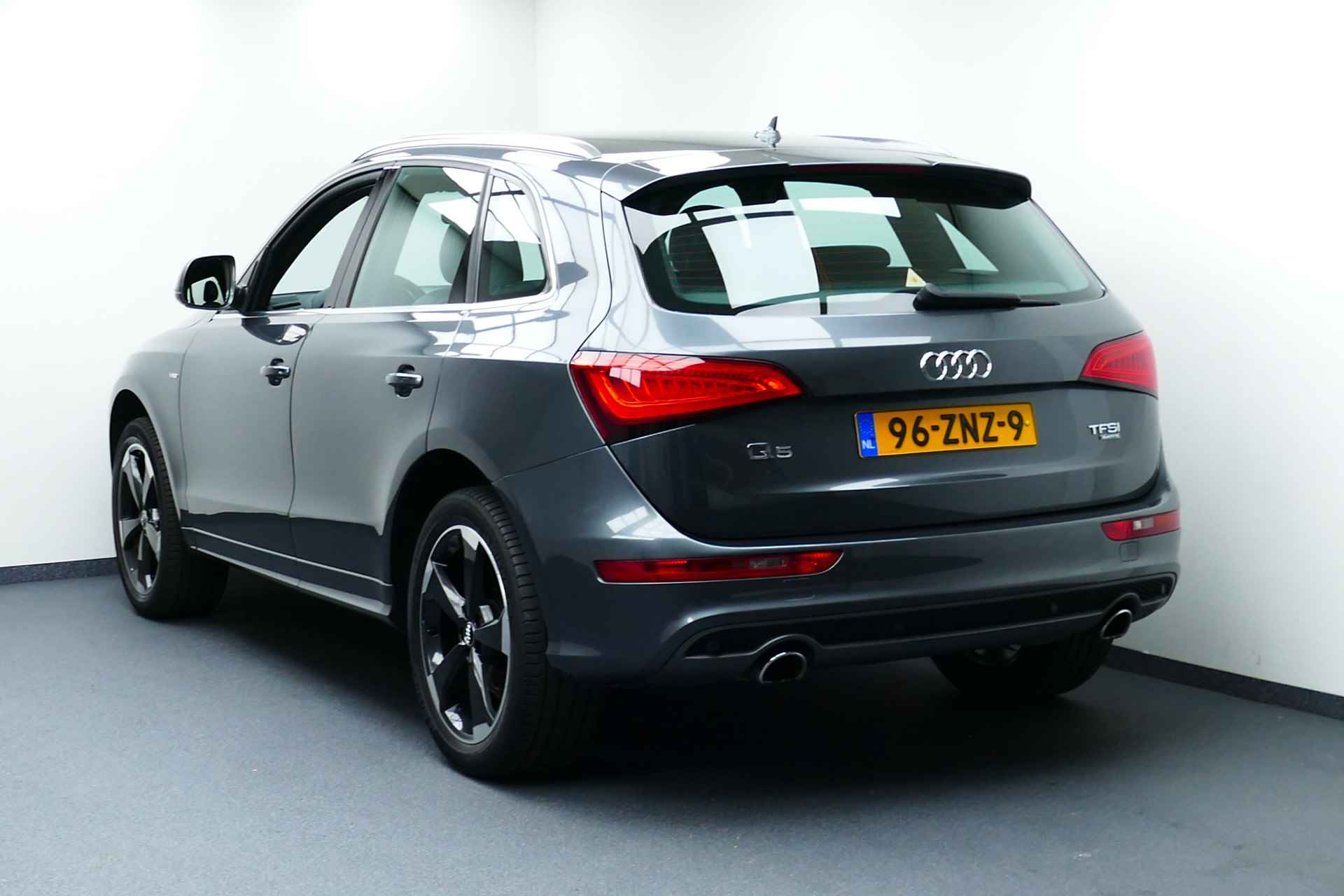 Audi Q5 2.0 225pk TFSI quattro S-Line S Edition. Leer, Navi, Xenon, Stoelverw, 20"LMV, Haak 2000kg - 8/36