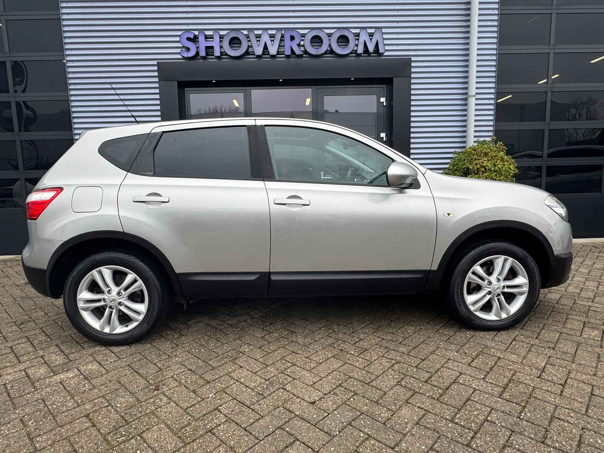 Nissan Qashqai 2.0 Tekna - 18/30