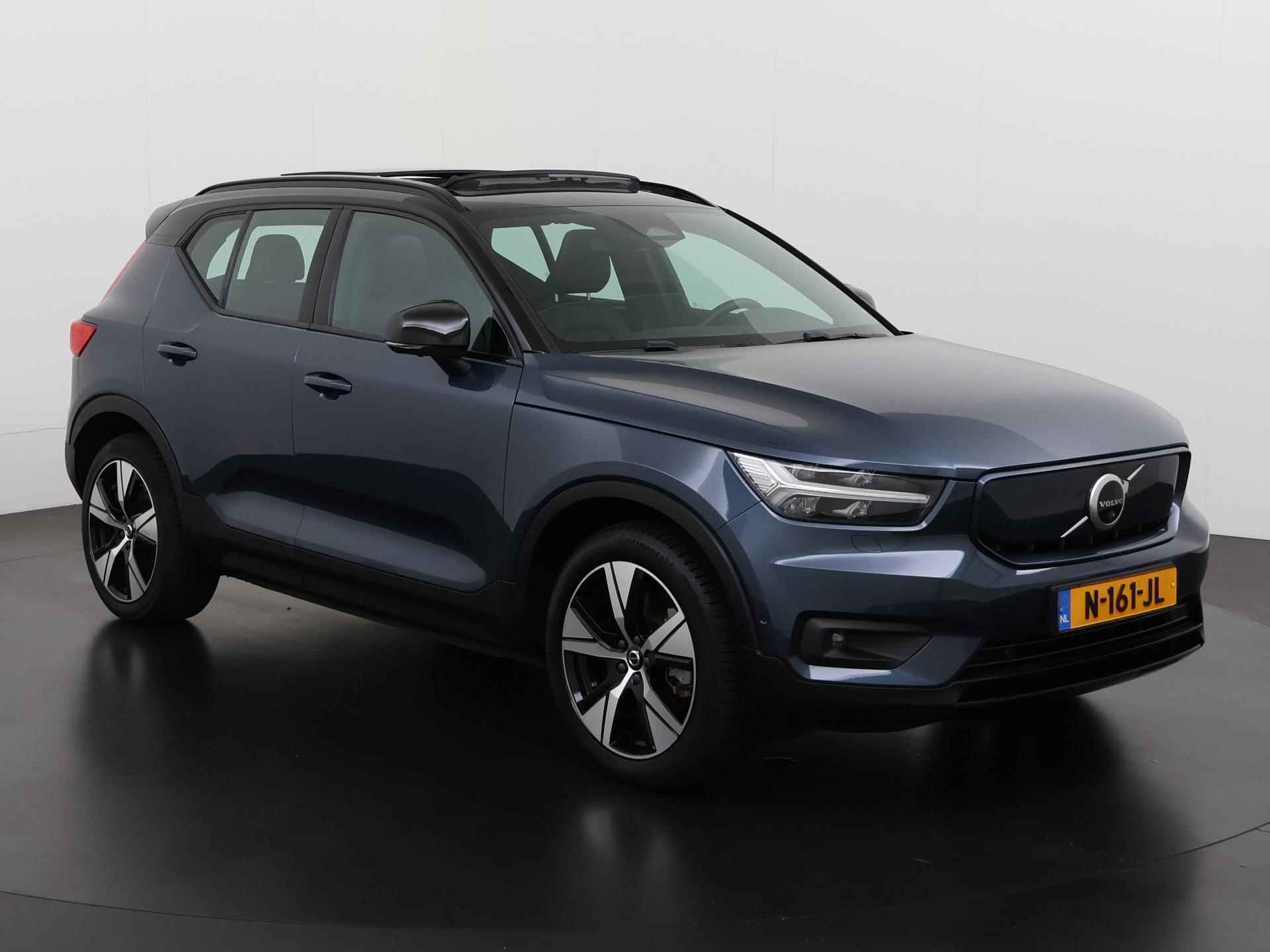 Volvo XC40 Recharge P8 AWD Pro | Panoramadak | Leder | 360 Camera | Harman/Kardon | Zondag Open! - 30/44