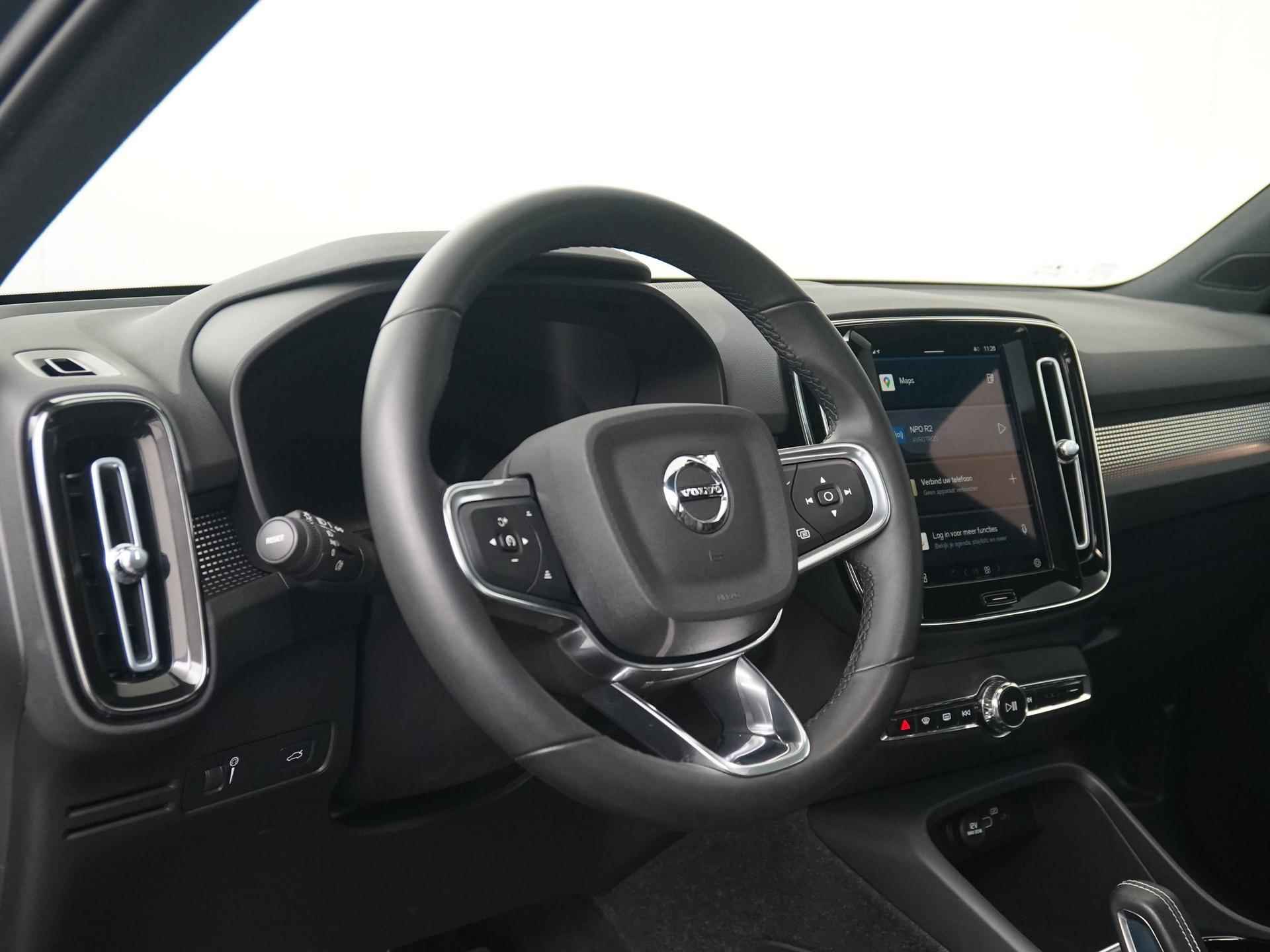 Volvo XC40 Recharge P8 AWD Pro | Panoramadak | Leder | 360 Camera | Harman/Kardon | Zondag Open! - 39/44