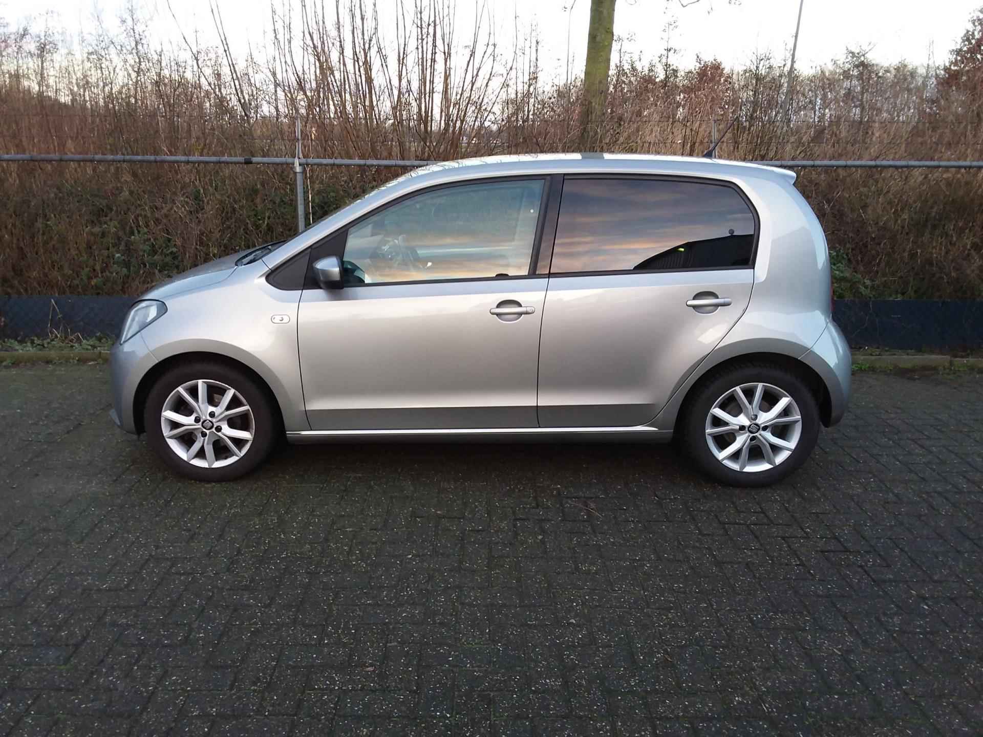 Seat Mii 1.0 Sport Connect - 4/17