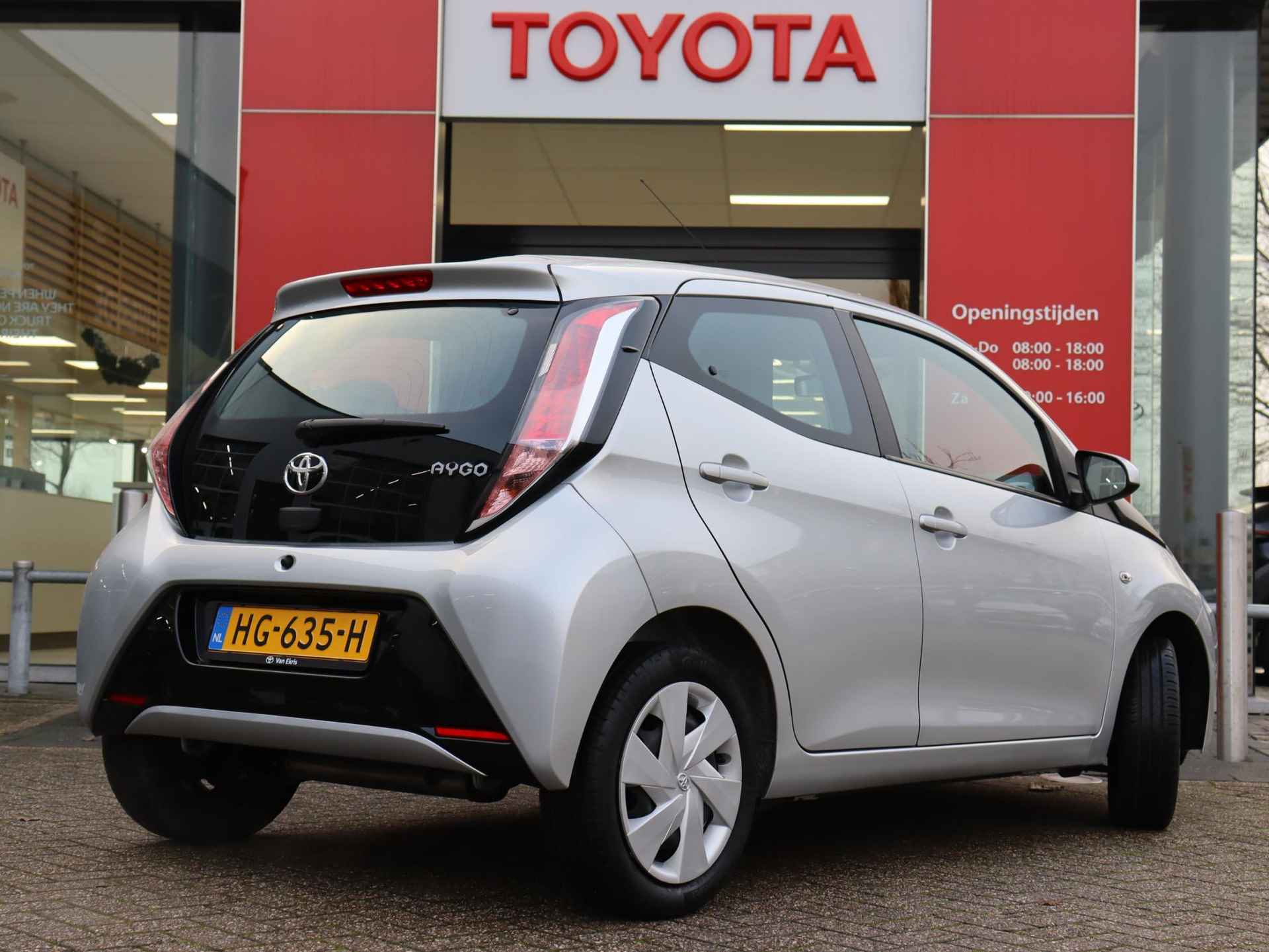 Toyota Aygo 1.0 VVT-i x-play - 4/32