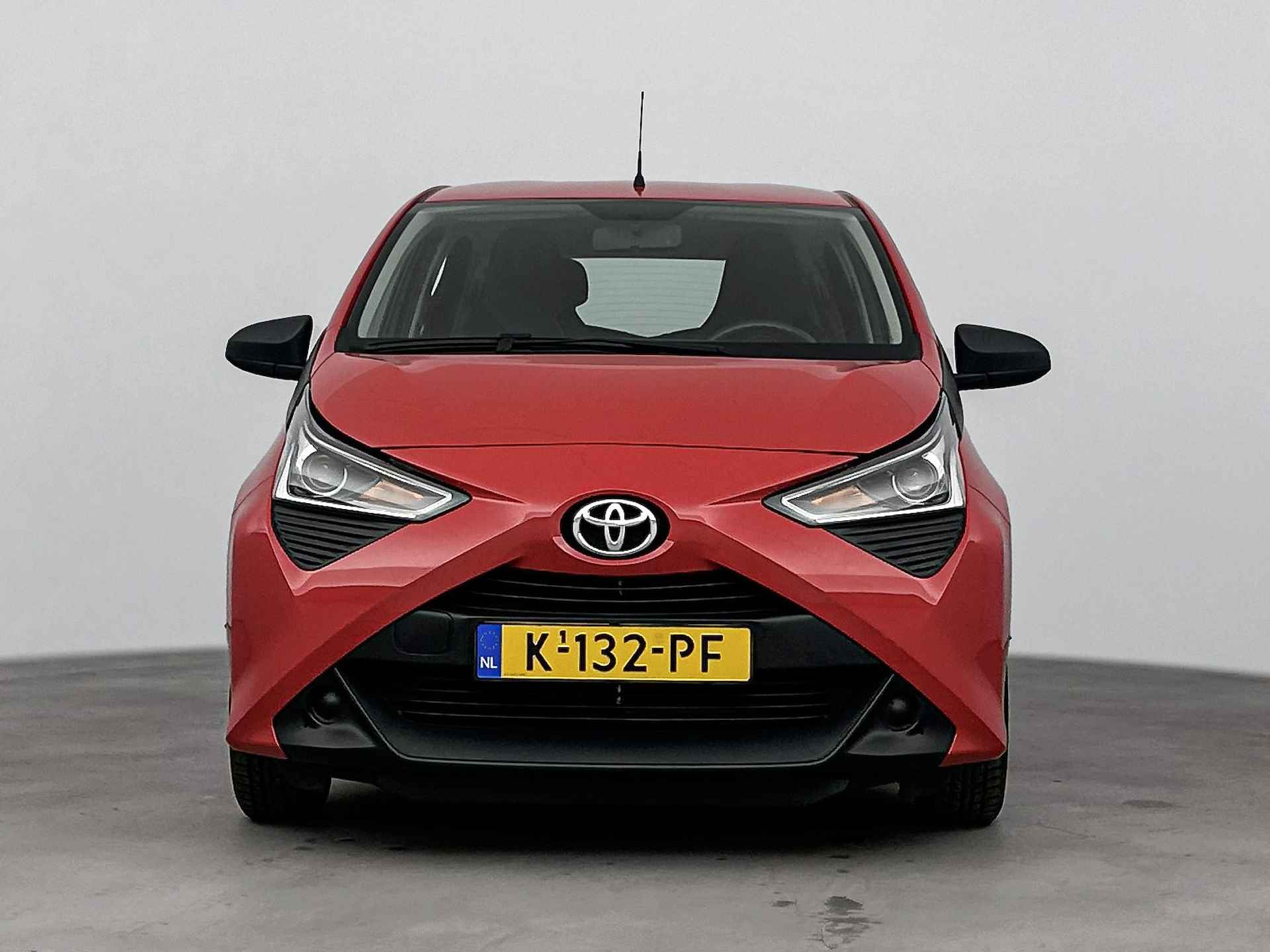 Toyota Aygo 1.0 VVT-i x-fun | Airco | Centrale deurvergrendeling met afstandsbediening | - 34/40