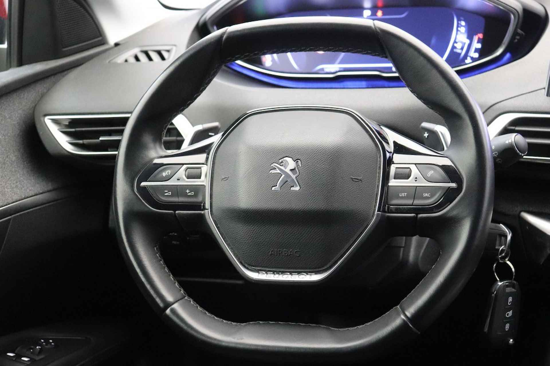 PEUGEOT 3008 1.2 PureTech Allure Automaat - Carplay, Half Leer - 12/31