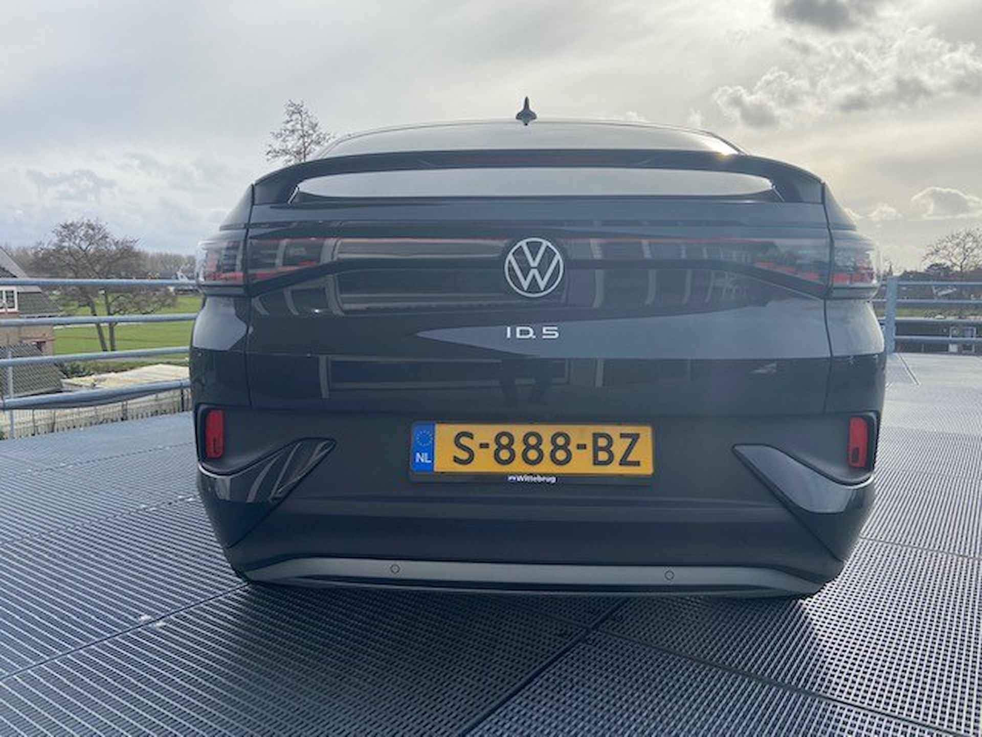 Volkswagen ID.5 Pro 77 kWh - 4/11