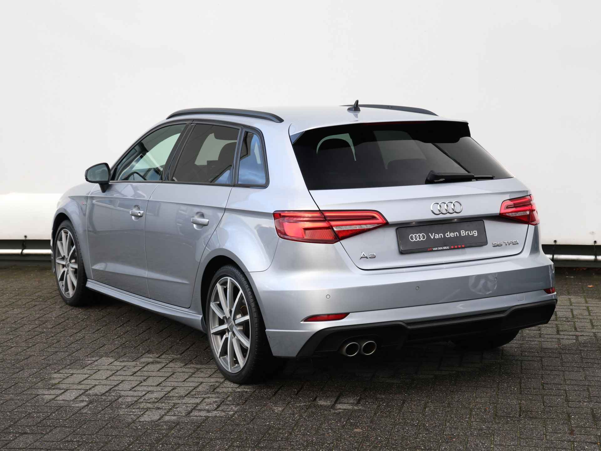 Audi A3 Sportback 35 TFSI CoD S Line 150pk S-tronic | Keylesss | Apple Carplay | 18" Velgen | Navi | LED | Cruise - 13/41