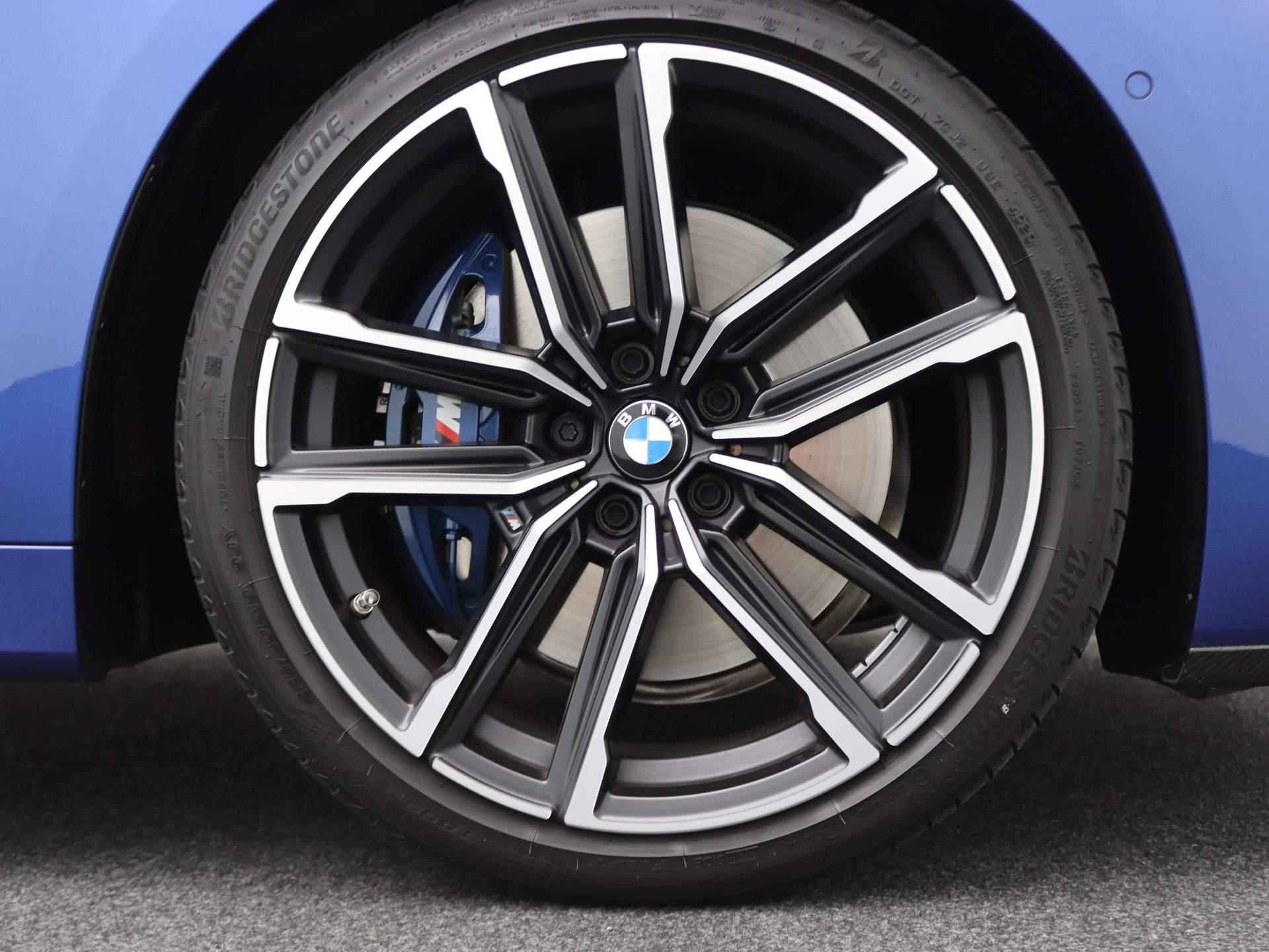 BMW 4 Serie Coupé M440i xDrive | High Executive | M Sportpakket | Harman Kardon | 19'' - 23/23