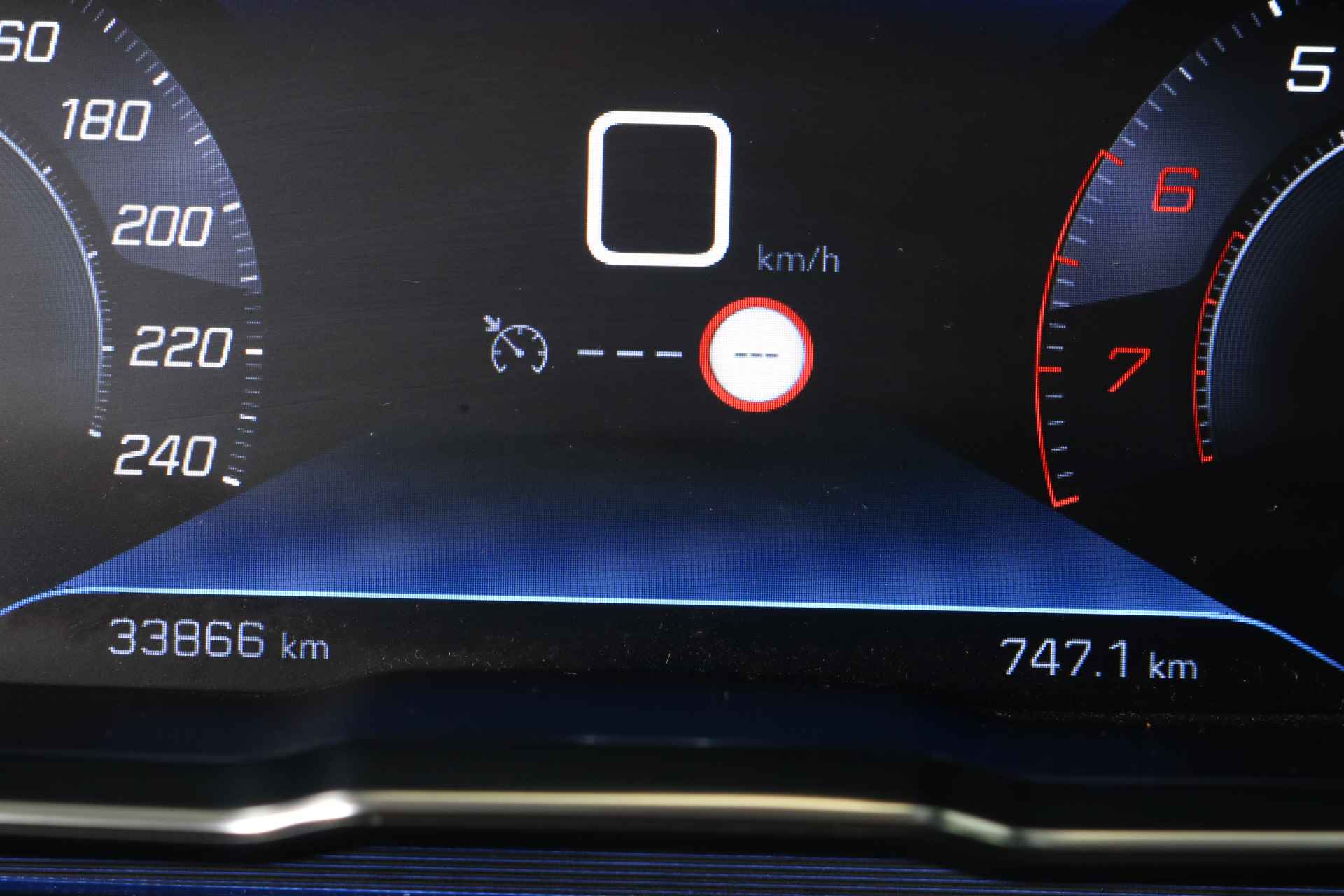 Peugeot 5008 1.2 130PK 7-zits Allure EAT8 Automaat | Navi | Camera | Clima | Cruise | Stoelverwarming | Elektrische Stoelverstelling | AGR-Bestuurdersstoel | Parkeersensoren V+A | 19" Lichtmetaal | - 37/51