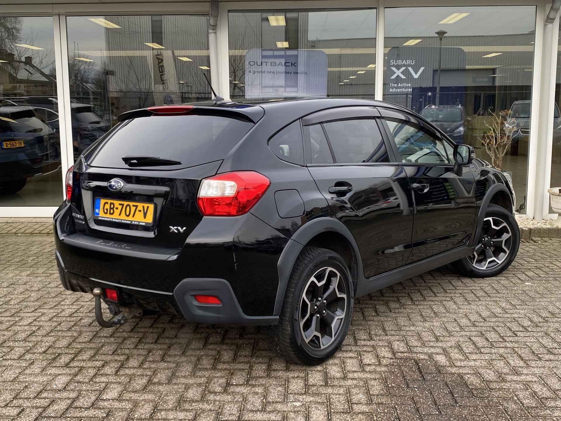 Subaru XV 2.0i Luxury AWD | Stoelverwarming voor | Achteruitrijcamera | Cruise Control | Klimaat Controle | Regensensor | Trekhaak | - 17/36