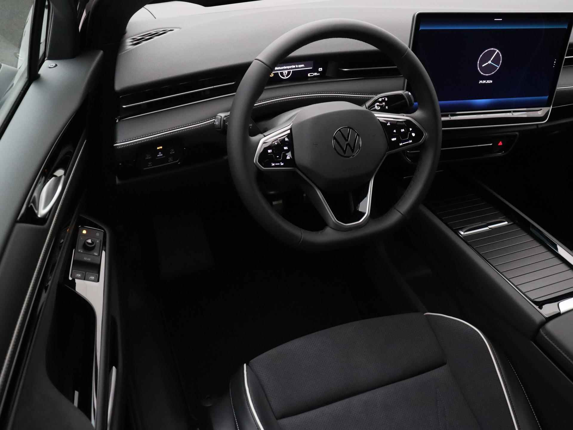 Volkswagen ID.7 Tourer Pro Business 77 kWh 286 PK | Elektrisch verstelbare voorstoelen | Navigatie | Apple Carplay | IQ Lights | 360 Camera | Dodehoeksensoren | Ruiten getint | 20" Lichtmetalen velgen | - 3/23