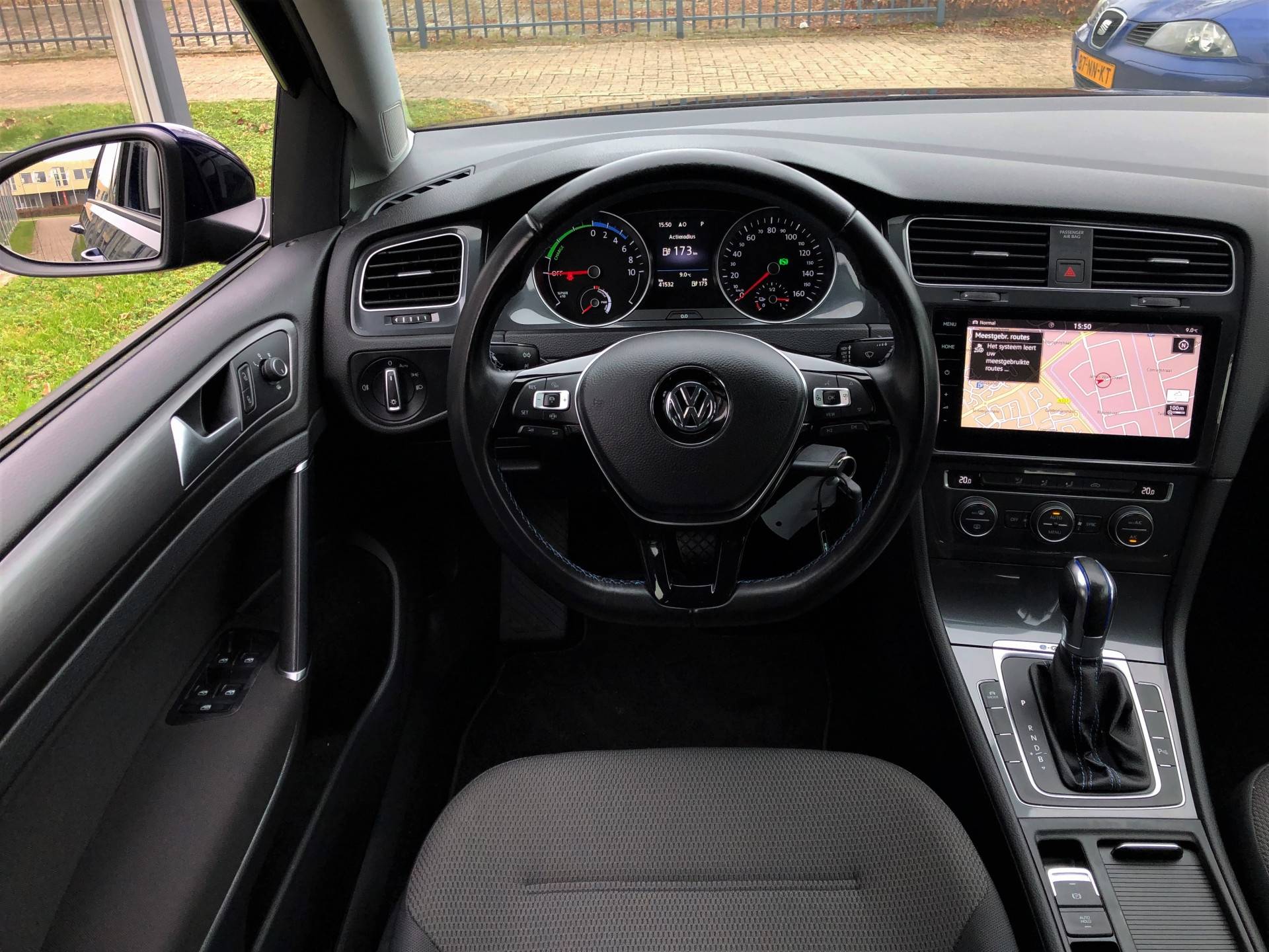 Volkswagen e-Golf 136 pk | € 2000 Subsidie | Warmtepomp | Full LED - 10/29