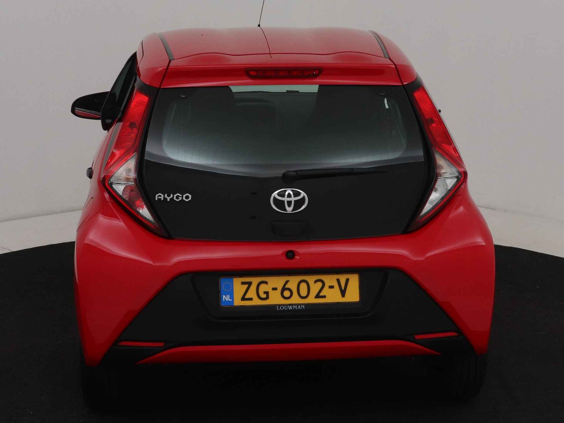 Toyota Aygo 1.0 VVT-i x-fun | Airco | Centrale deurvergrendeling met afstandsbediening | - 27/42