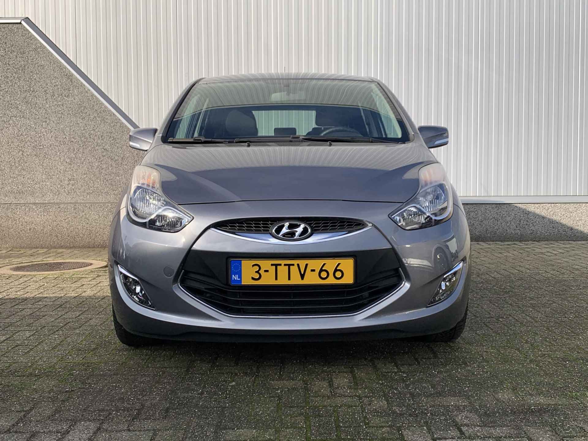 Hyundai ix20 1.4i Go! / Navigatie / Airco / 1e eigenaar / Lmv / - 19/29