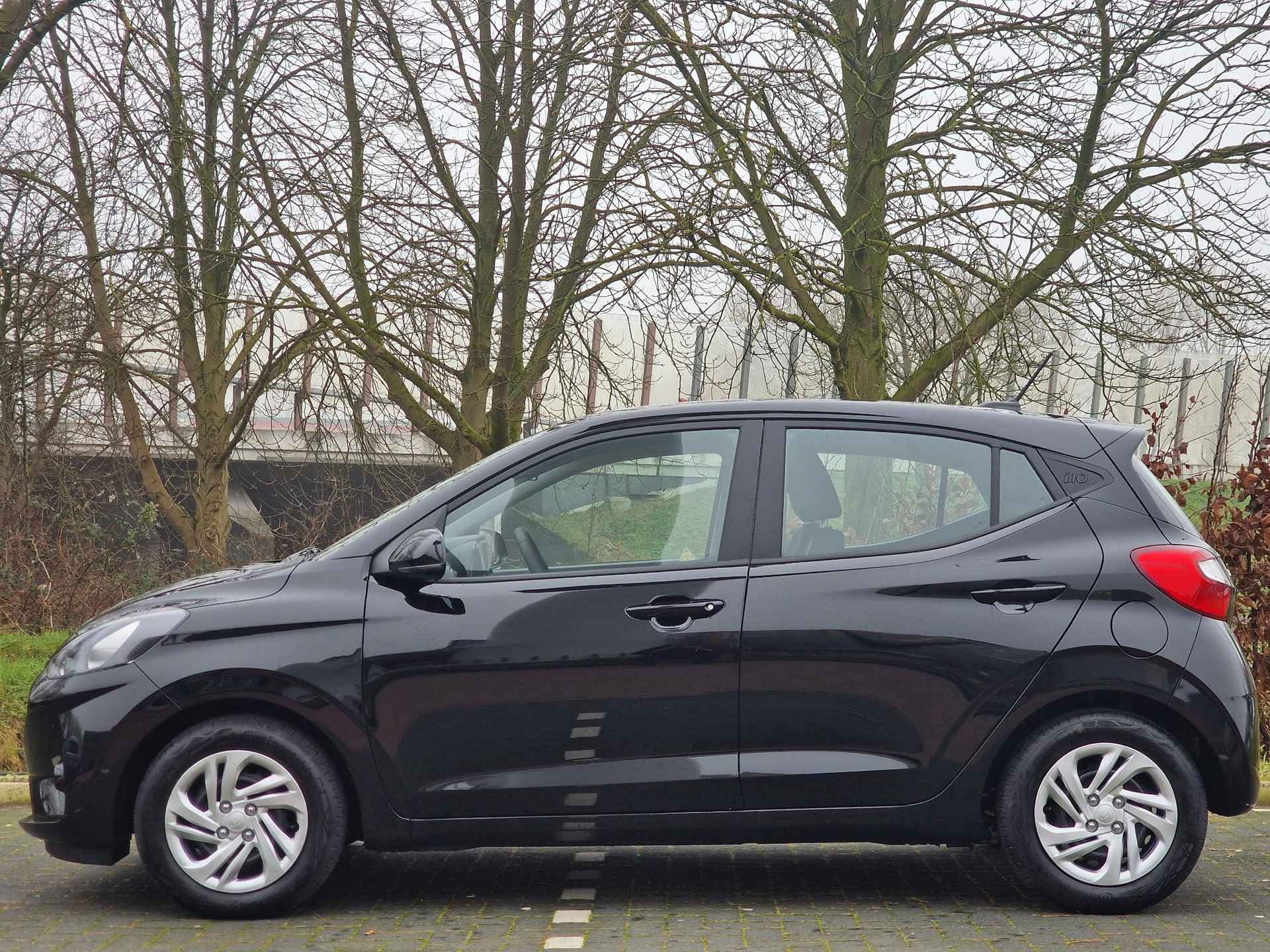 Hyundai i10 1.0 Comfort Smart |€2323 KORTING|NAVIGATIE|CAMERA|APPLE CARPLAY & ANDROID AUTO| - 8/34