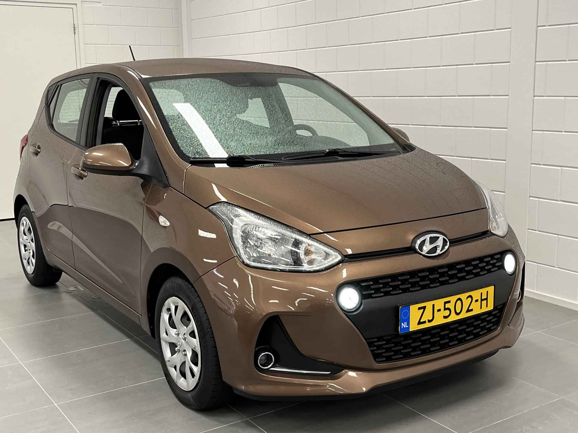 Hyundai i10 1.0i Comfort RADIO MET BLUETOOTH CARKIT | AIRCO | CENTRALE VERGRENDELING | LEUKE AUTO! - 10/42