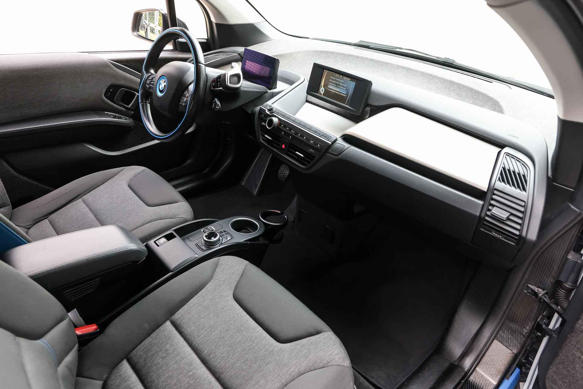 BMW i3 Basis Comfort Advance 94Ah 33 kWh / Multifunctioneel stuurwiel / LED / Cruise Control / Navigatie - 4/25