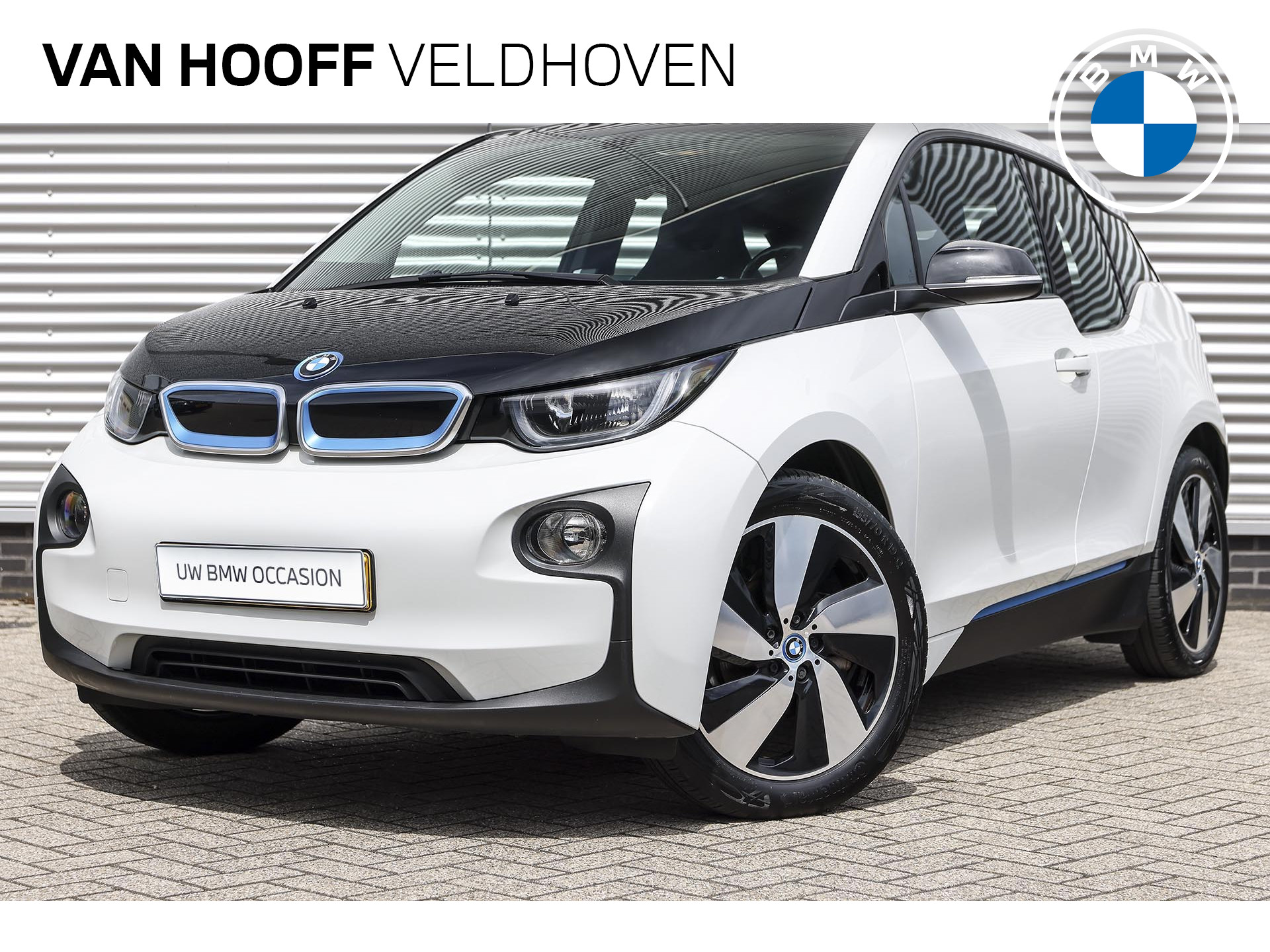 BMW i3 Basis Comfort Advance 94Ah 33 kWh / Multifunctioneel stuurwiel / LED / Cruise Control / Navigatie bij viaBOVAG.nl