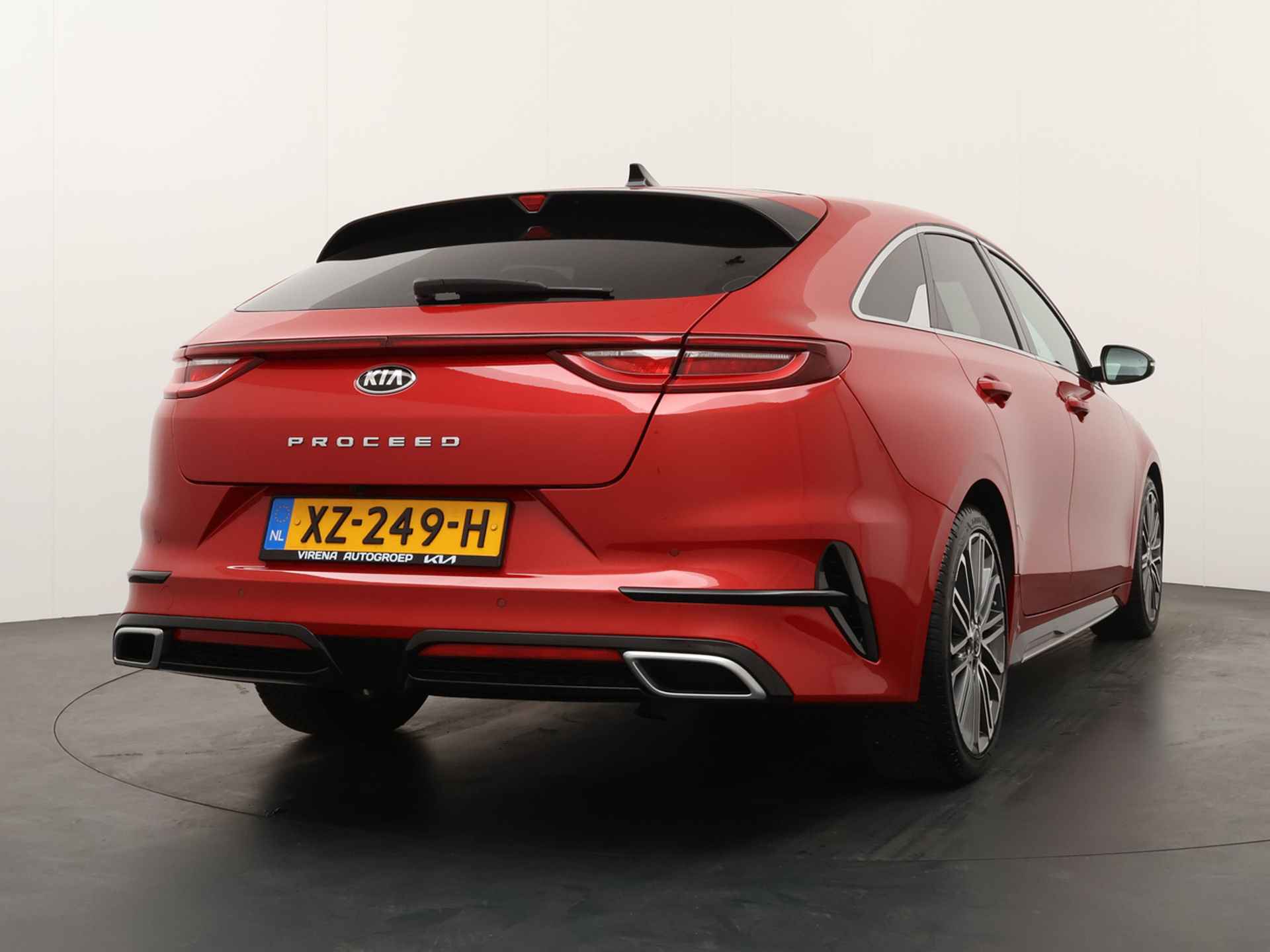 Kia ProCeed 1.4 T-GDI GT-PlusLine - Apple CarPlay/Android Auto - Achteruitrijcamera - Elektrische achterklep - JBL Audio - Fabrieksgarantie tot 04-2026 - 8/47