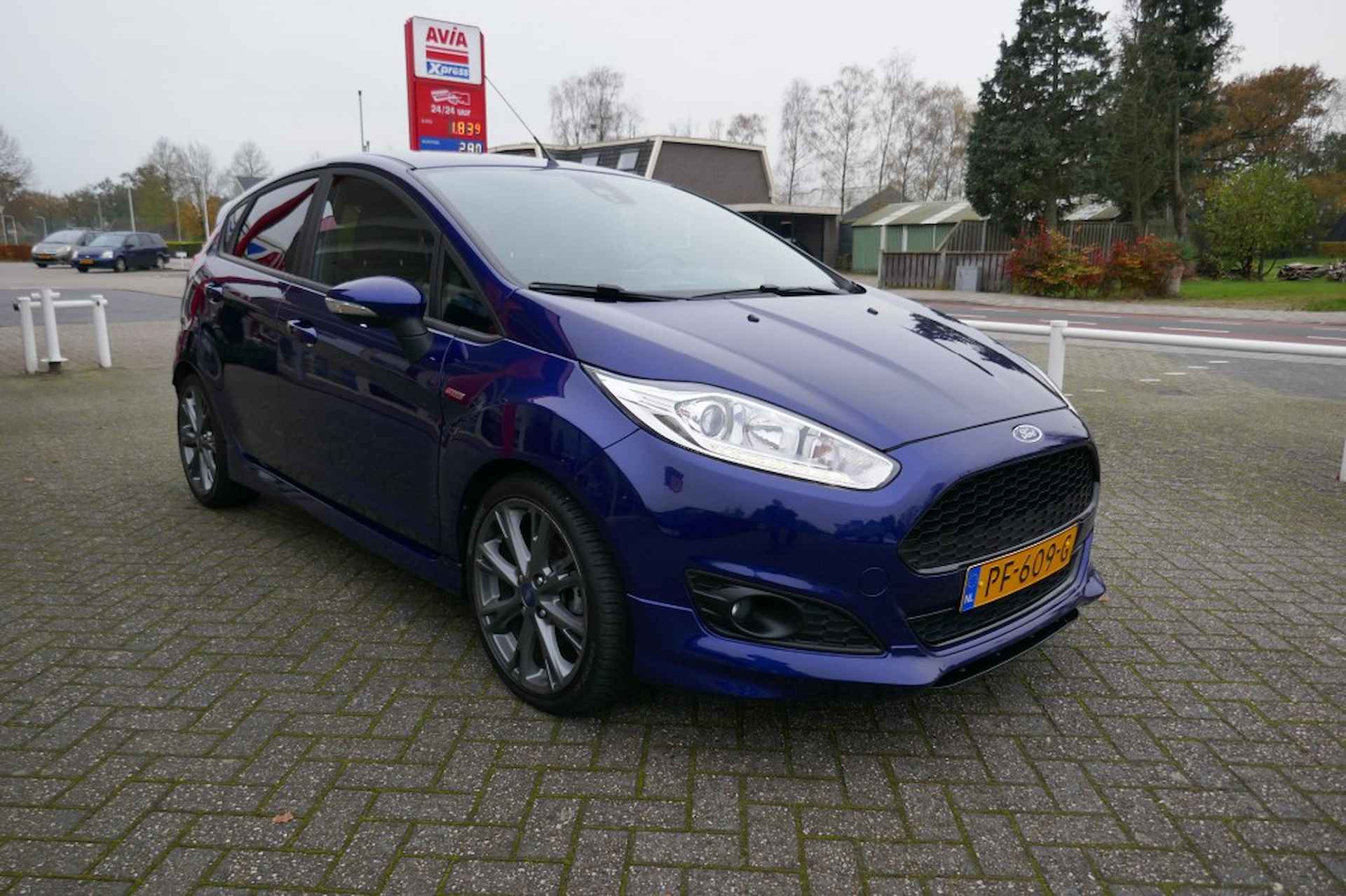 FORD Fiesta 1.0 ECOB. ST LINE  100 PK - 3/38