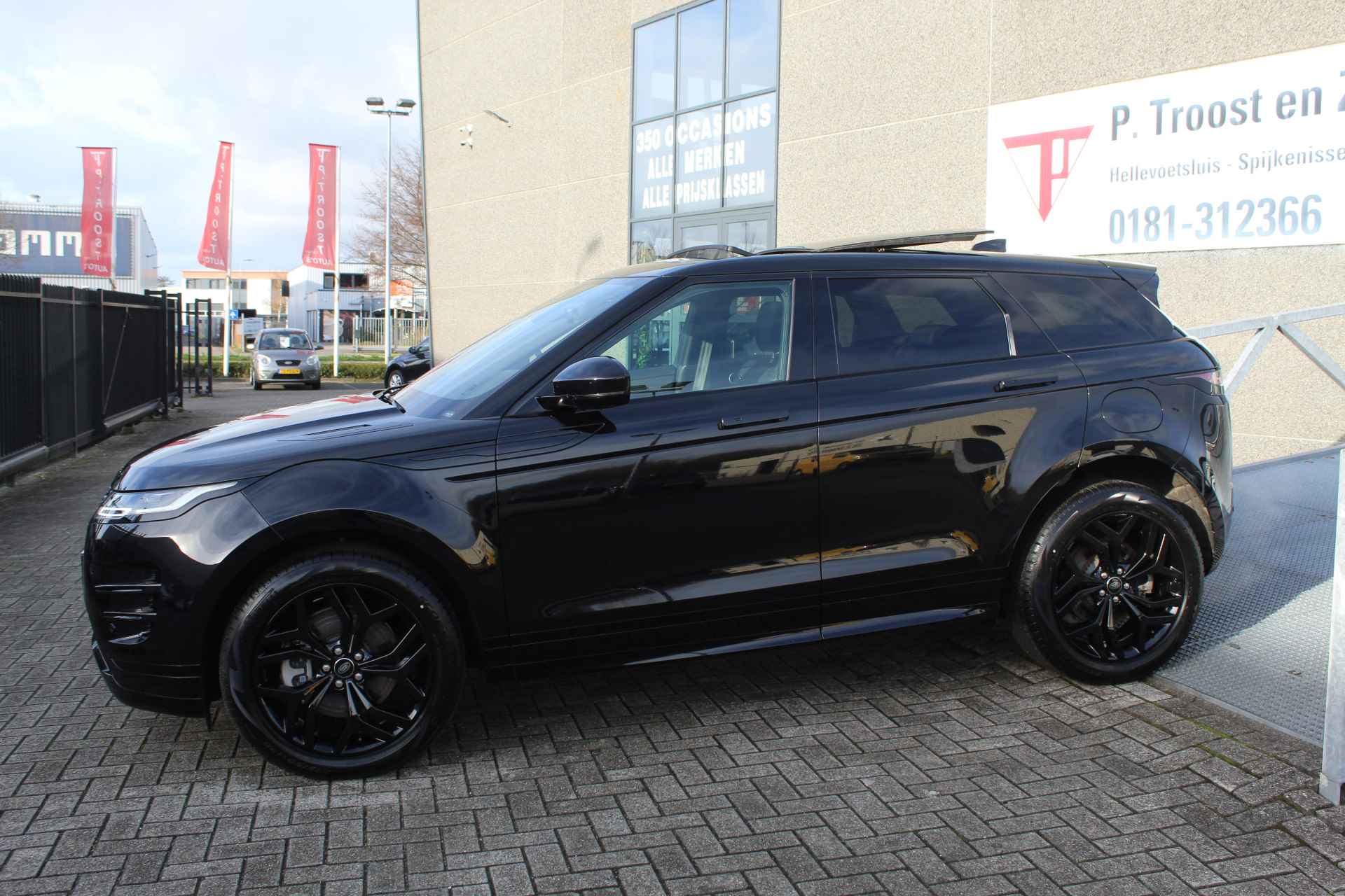 Land Rover Range Rover Evoque 1.5 P300e AWD R-Dynamic SE Panoramadak/Lederen bekleding/Meridian/Adaptive cruise control/Memory best. stoel/Matrix led/Navigati - 4/33