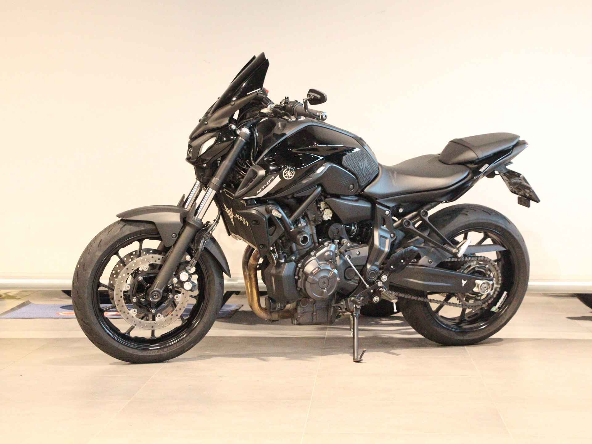 Yamaha MT-07 PURE 35KW - 5/17