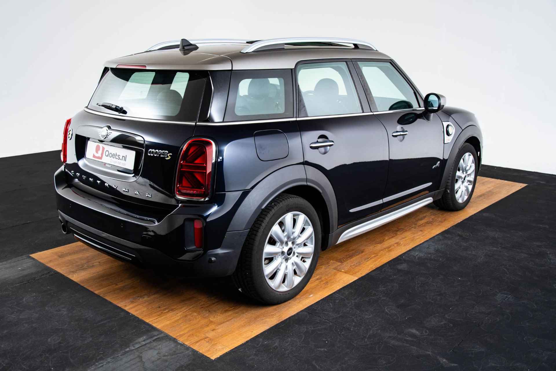 Mini Cooper SE Countryman ALL4 Panoramadak - Achteruitrijcamera - Driving/Park Assistent - Head-up display - Elektrische achterklep - Elektrisch inklapbare buitenspiegels - Binnenlichtpakket - - 10/69