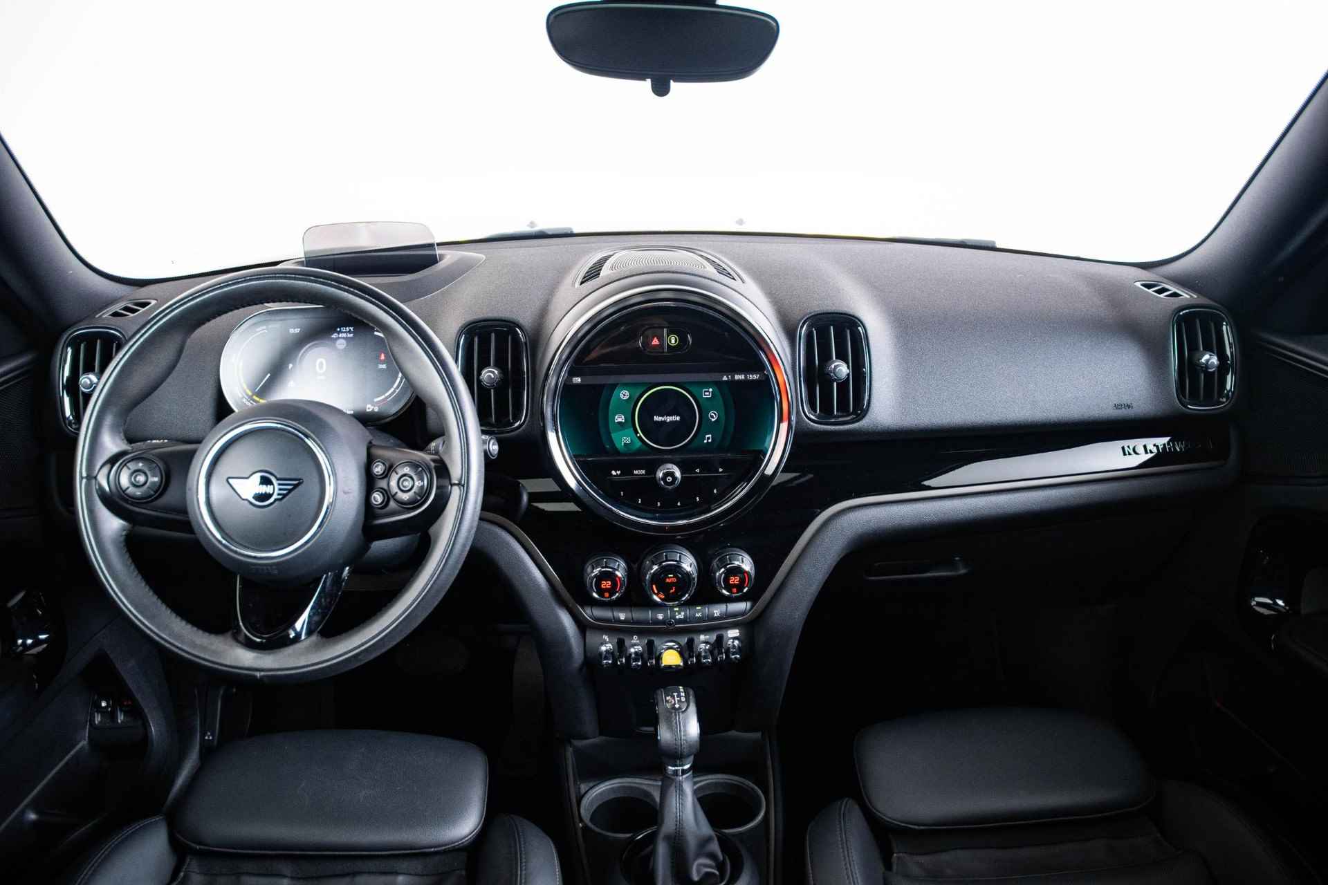 Mini Cooper SE Countryman ALL4 Panoramadak - Achteruitrijcamera - Driving/Park Assistent - Head-up display - Elektrische achterklep - Elektrisch inklapbare buitenspiegels - Binnenlichtpakket - - 31/69