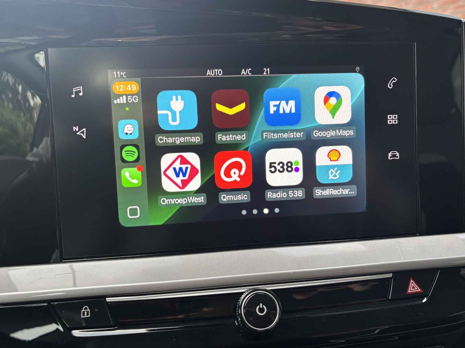 Opel Mokka Electric Elegance+ EV 3-FASEN 50 kWh 136pk |OPEL PURE PANEL|180° CAMERA|DODEHOEK WAARSCHUWING|APPLE CARPLAY|ANDROID AUTO|DAB+| - 28/56