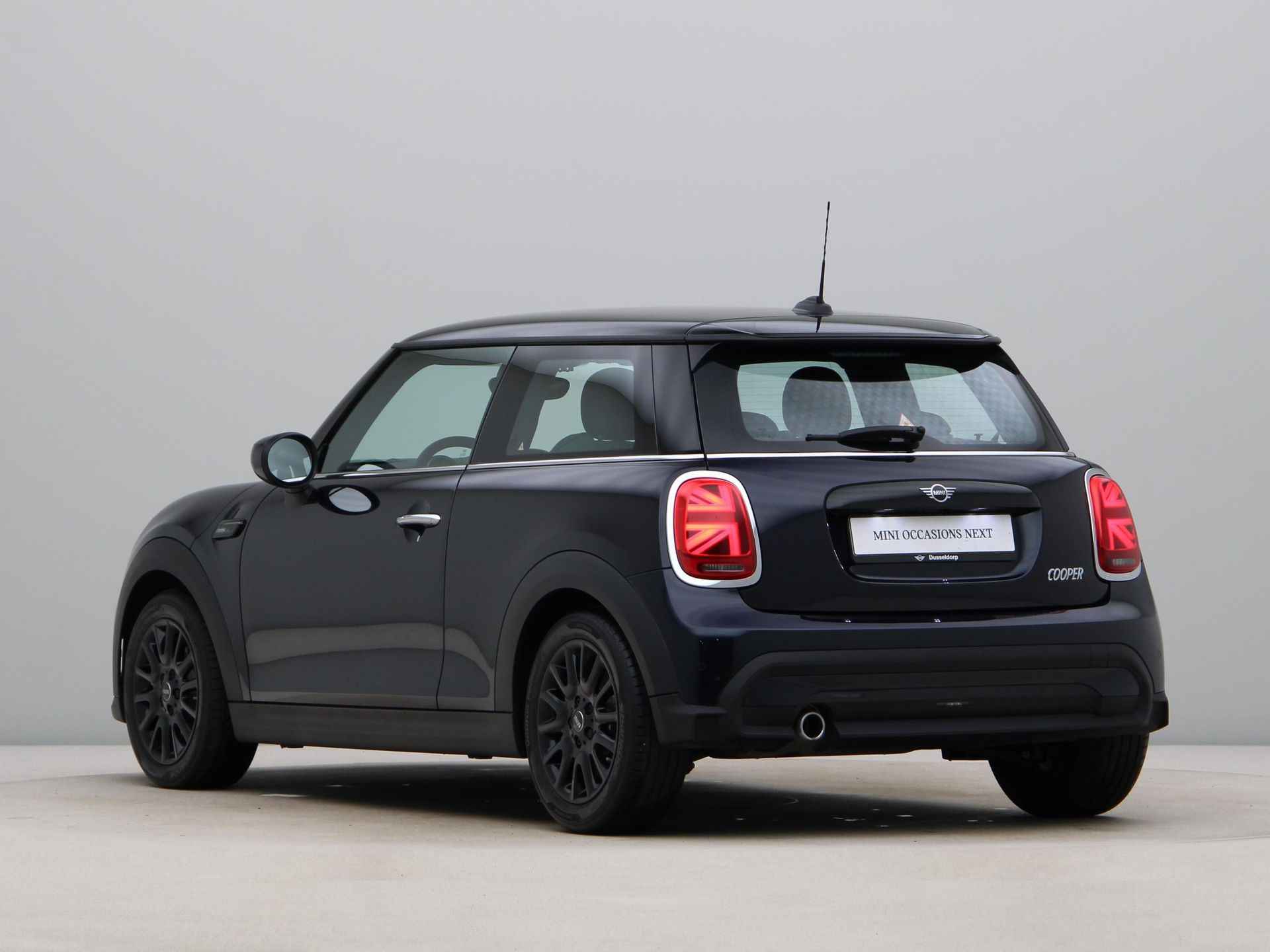 MINI 3-deurs Cooper Camden Edition Aut. - 12/24