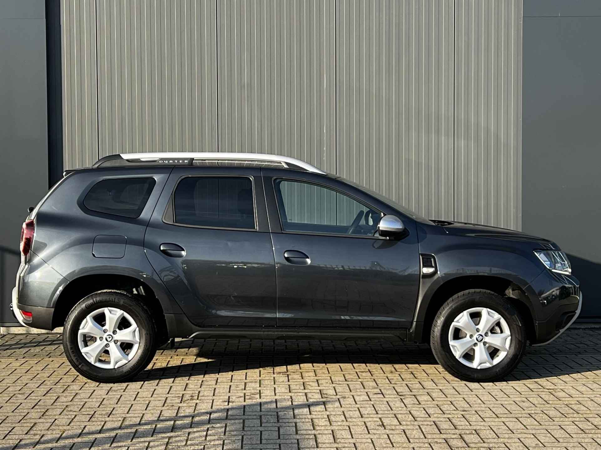 Dacia Duster 1.0 TCe Comfort - 8/25