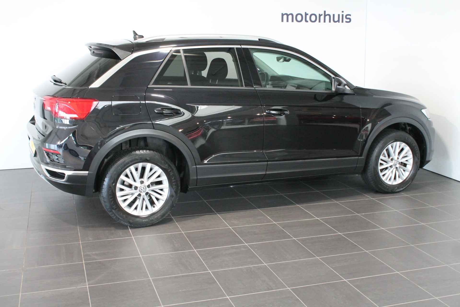 Volkswagen T-Roc 1.0 TSI 115PK STYLE BUSINESS PANO VIRTUAL FULL LED NAVI - 5/24