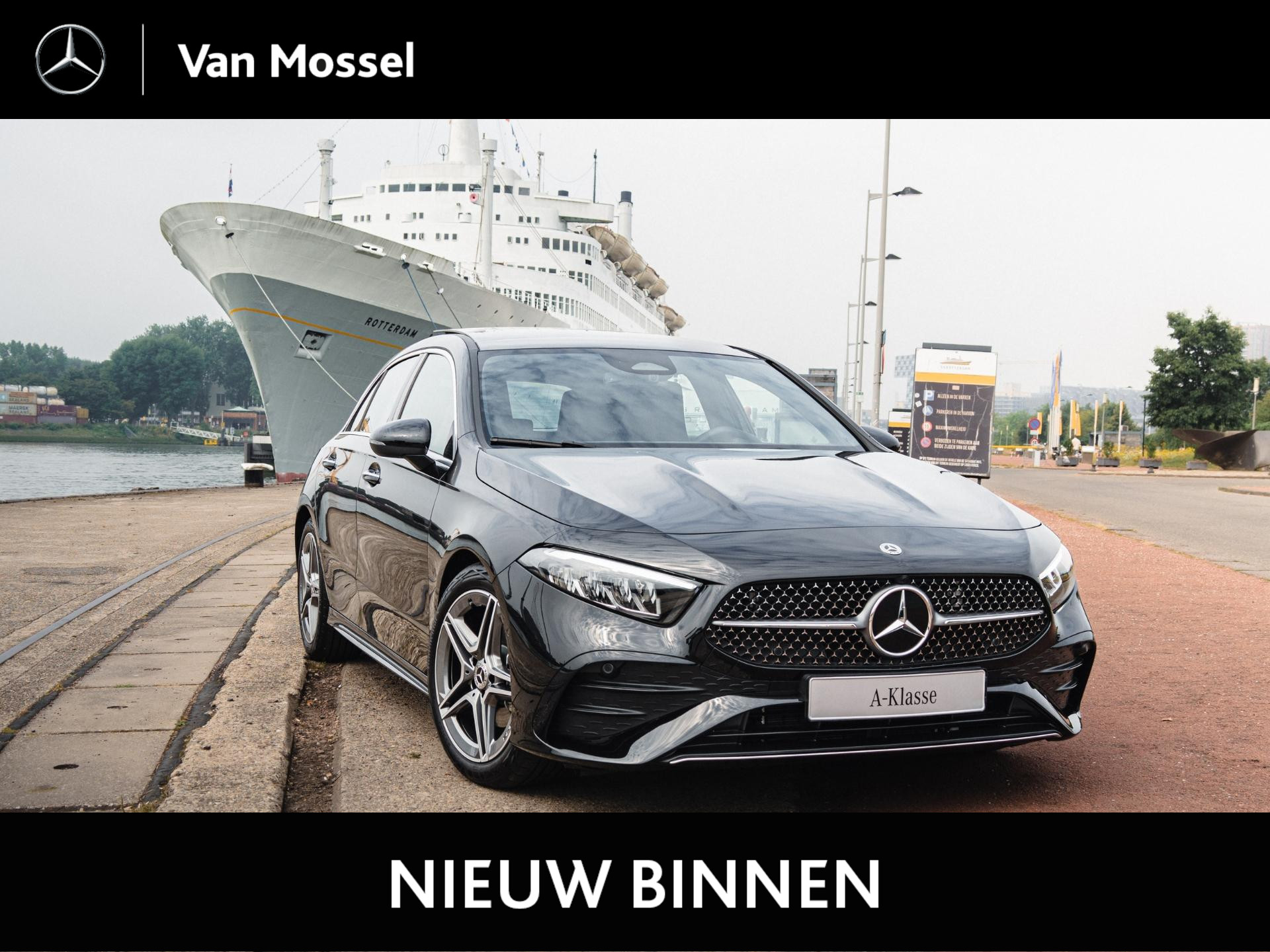 Mercedes-Benz A-klasse 180 AMG-Line / Stoelverwarming / Achteruitrijcamera / Panaroma-schuifdak /