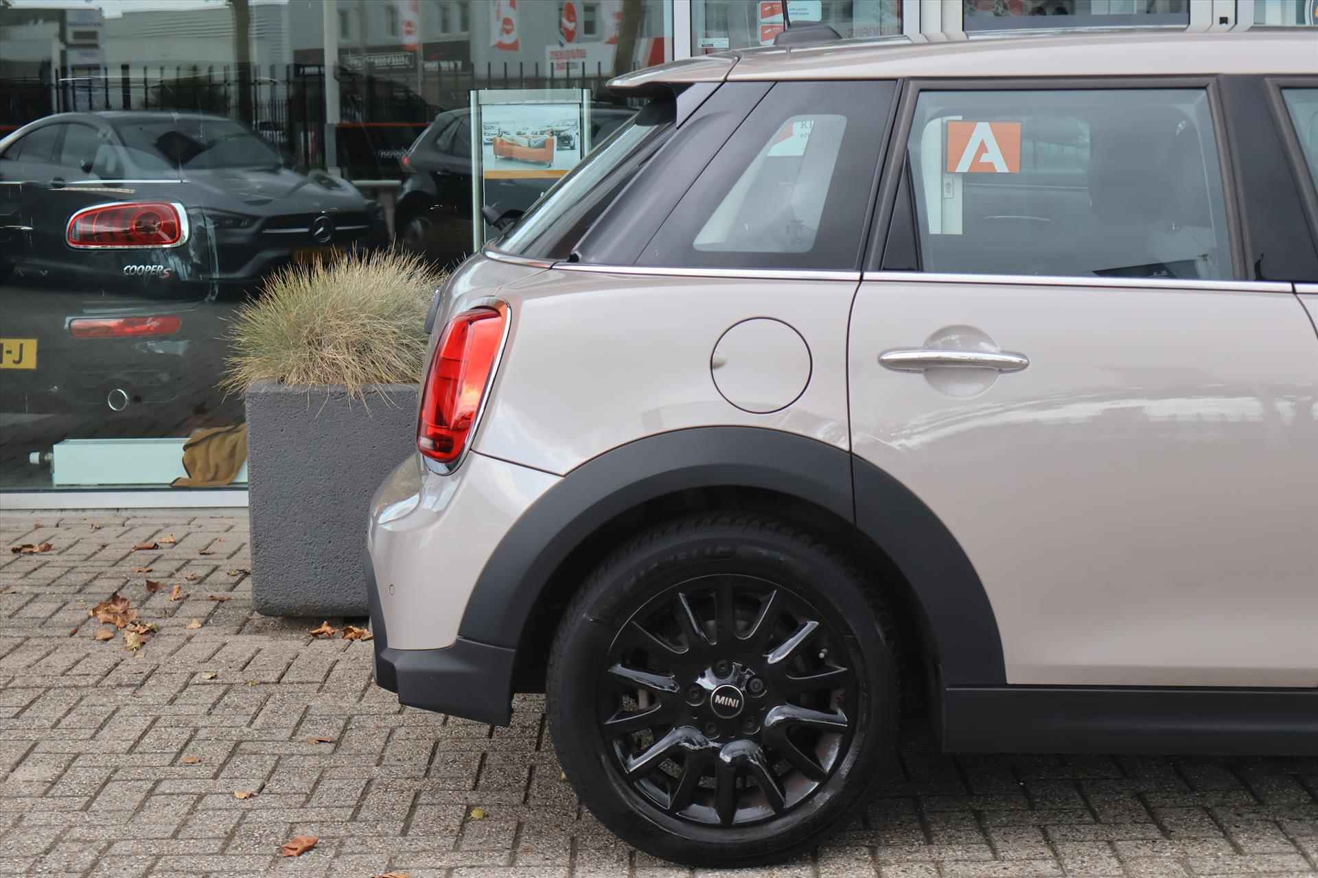 Mini Mini 5-Deurs (f55) 1.5 One  Aut | Carplay | Navi | DAB | Keyless Go | 1ste Eigenaar - 11/45