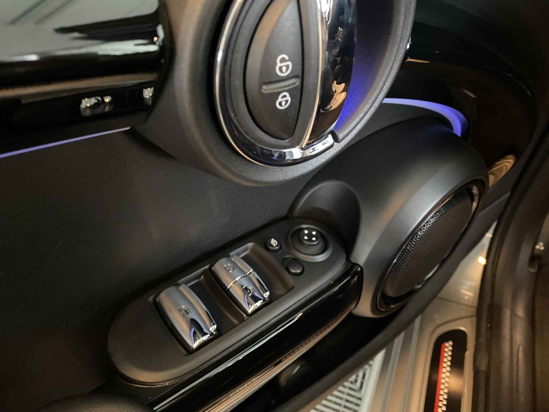 MINI Cabrio 1.5 Cabrio Cooper Rockingham GT Edition | Automaat | Apple-CarPlay | Navi | JCW Pakket | - 35/46