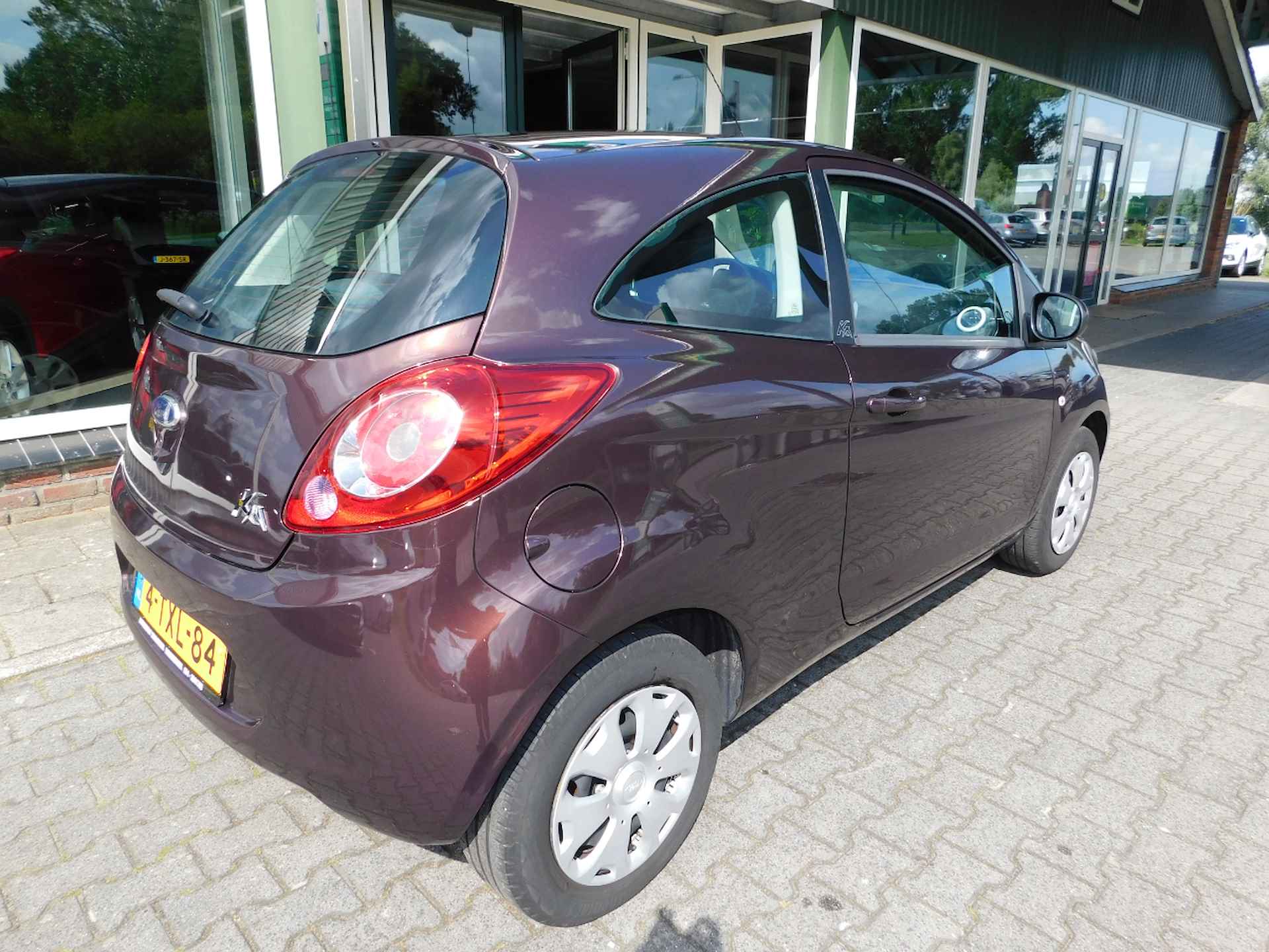 Ford Ka 1.2 69PK STYLE!! S/S! All-in Prijs! Airco! - 14/20