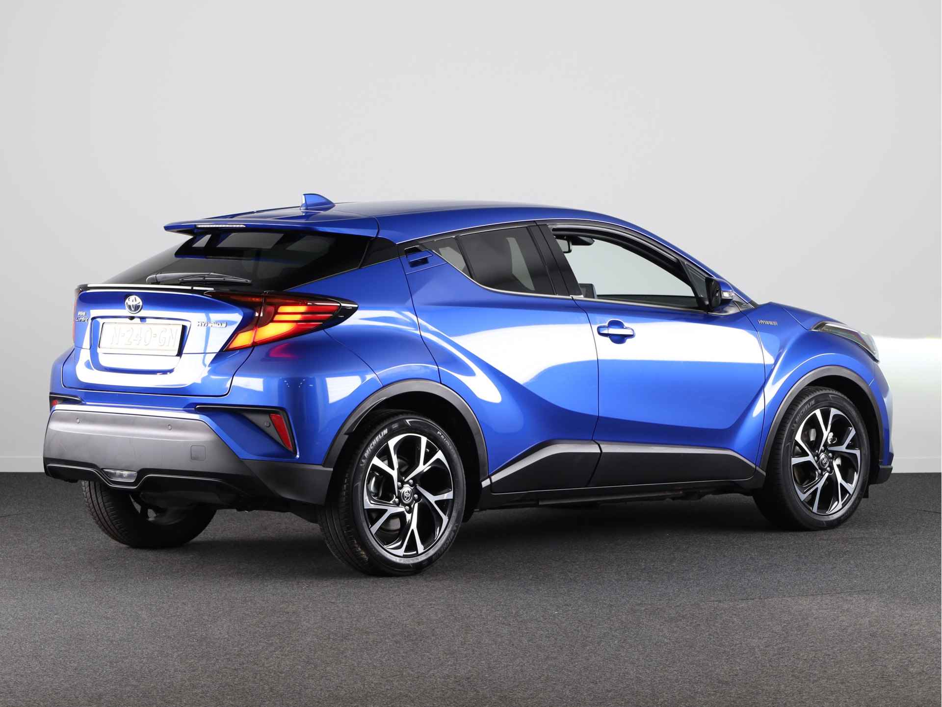 Toyota C-HR 1.8 Hybrid Style | JBL-Audio | LED | Navigatie | Stoelverwarming | Parkeersensoren | - 3/34