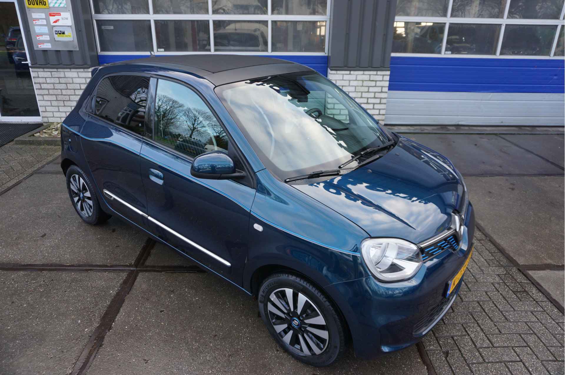 Renault Twingo Z.E. R80 Intens Cabriodak - 4/30