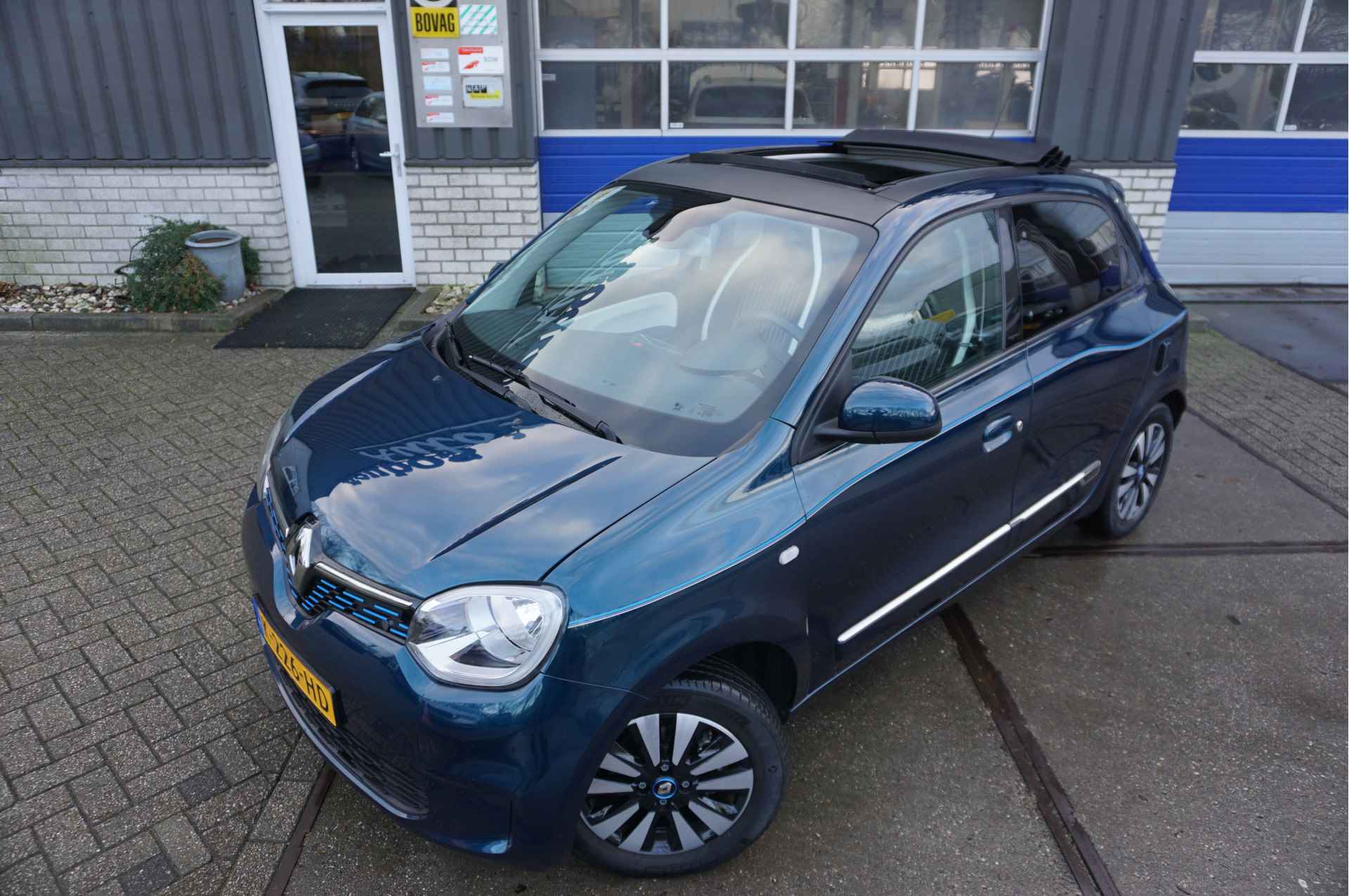 Renault Twingo Z.E. R80 Intens Cabriodak - 8/30