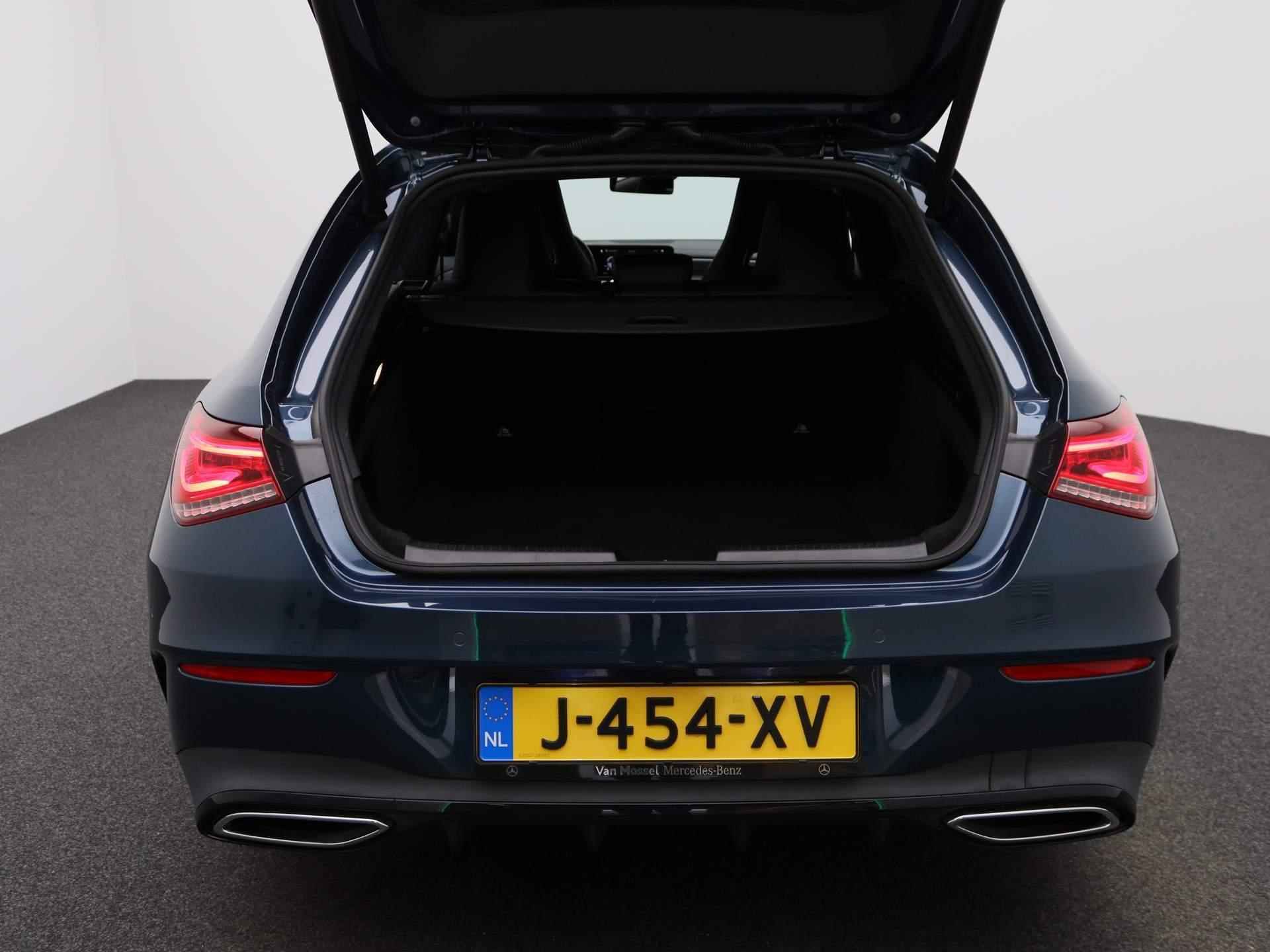 Mercedes-Benz CLA-klasse Shooting Brake 200 Business Solution AMG | NAVIGATIE | SFEERVERLICHTING | ACHTERUITRIJCAMERA | STOELVERWARMING | ELEKTRISCHE ACHTERKLEP | PARKEERSENSOREN | HALF-LEDEREN BEKLEDING | CLIMATE CONTROL | - 13/44