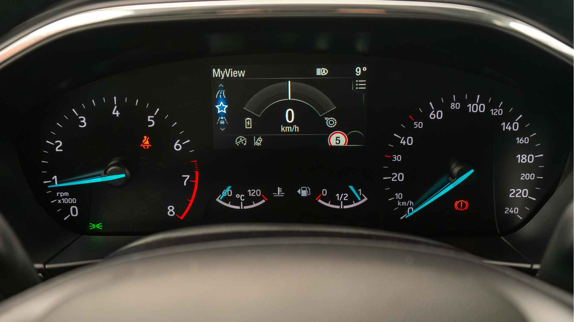 Ford Focus Wagon Titanium 1.0 EcoBoost 125PK Hybrid | All Season | Driver Assistance Pack | Elekt. Trekhaak | Winterpack | Direct Leverbaar | - 14/23