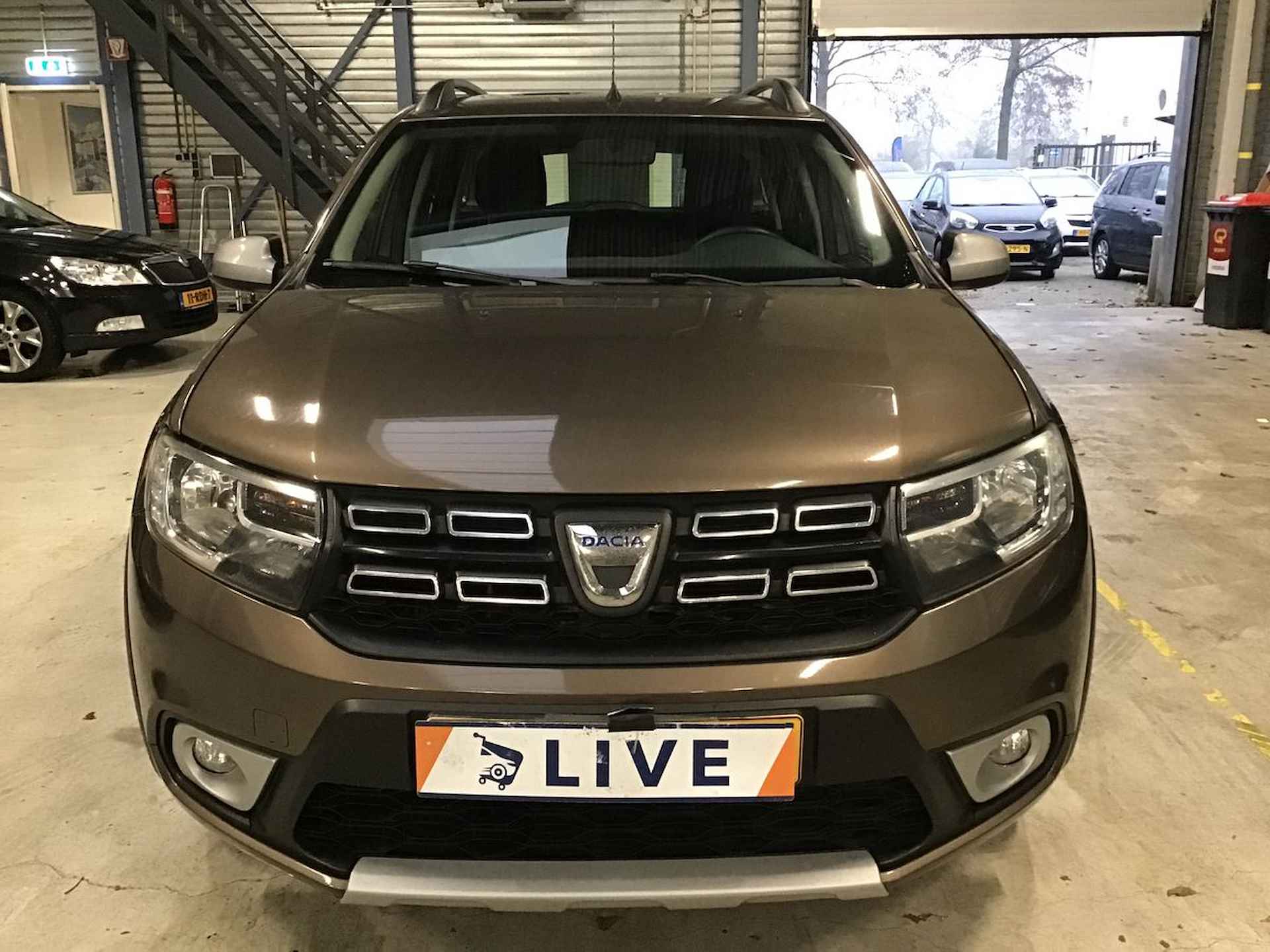 Dacia Logan MCV 0.9 TCe Stepway NL AUTO | 1E EIG | AIRCO | - 10/15